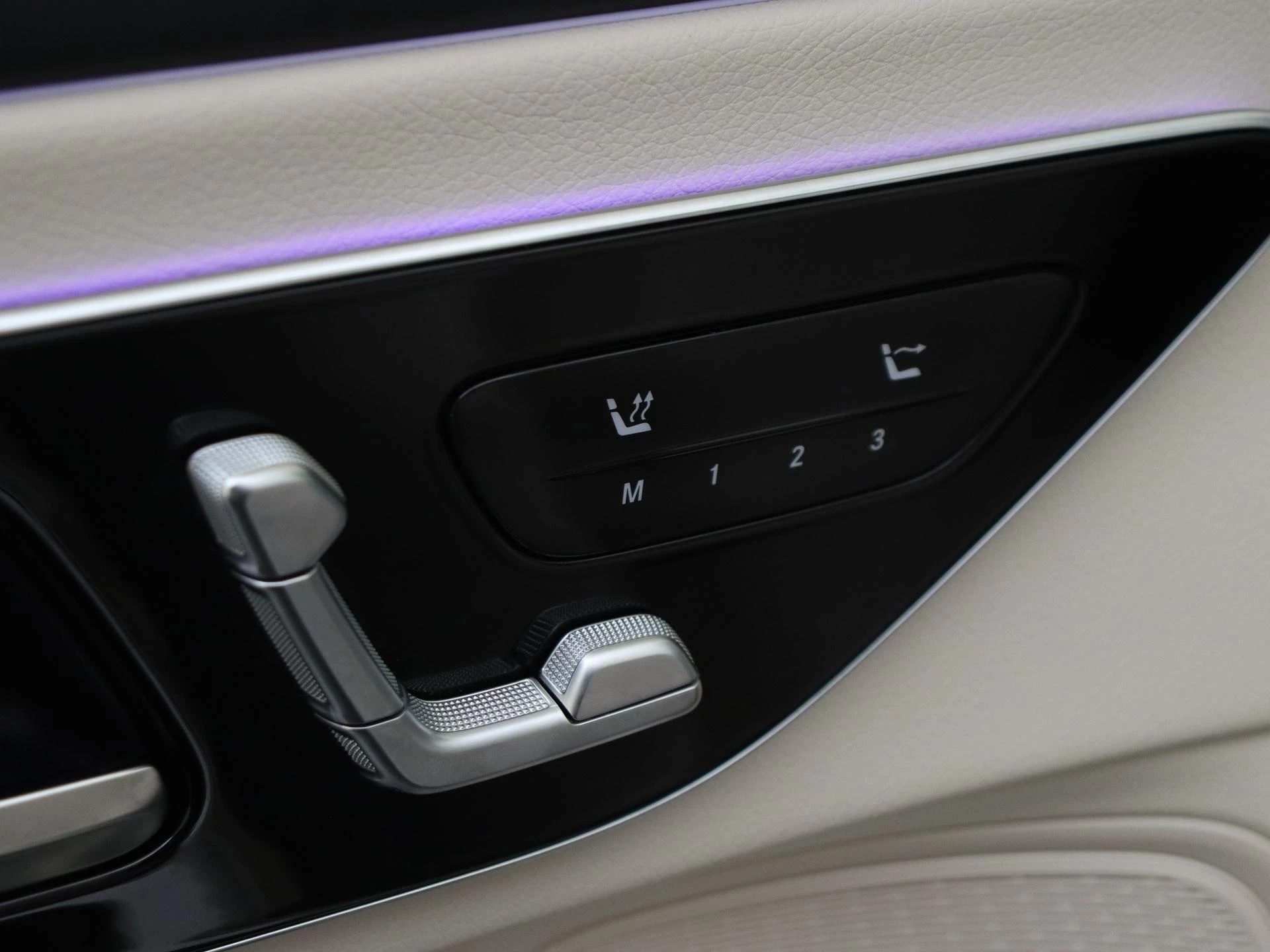 Mercedes-Benz-CLE-image-24