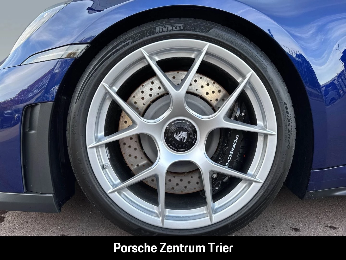 Porsche 911 992 GT3 mit Touring-Paket Liftsystem-VA BOSE gt3 mit touring-paket