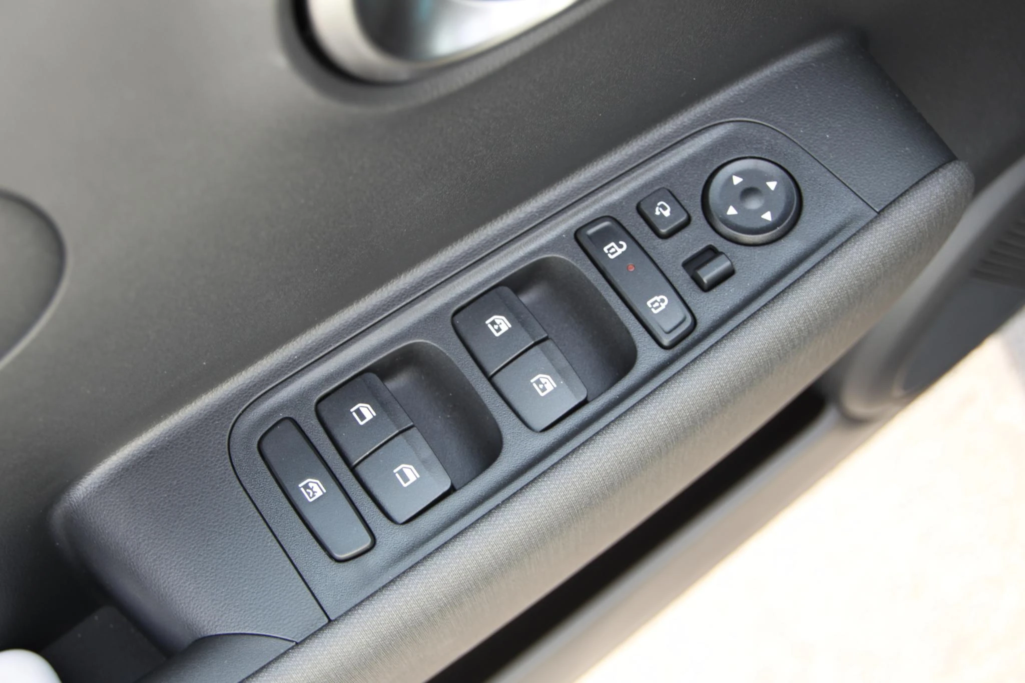 Hyundai-Inster-image-37