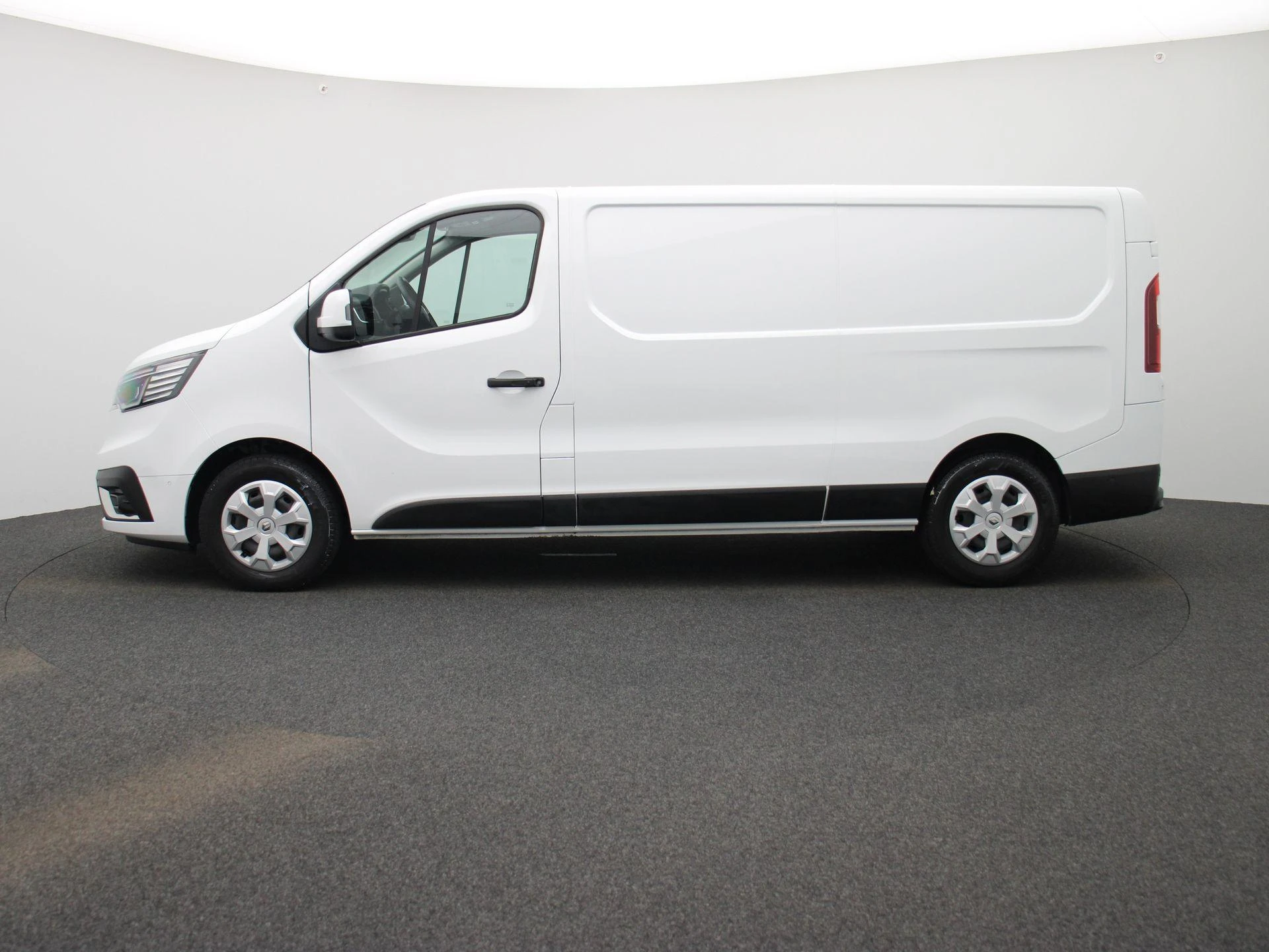 Renault-Trafic-image-3