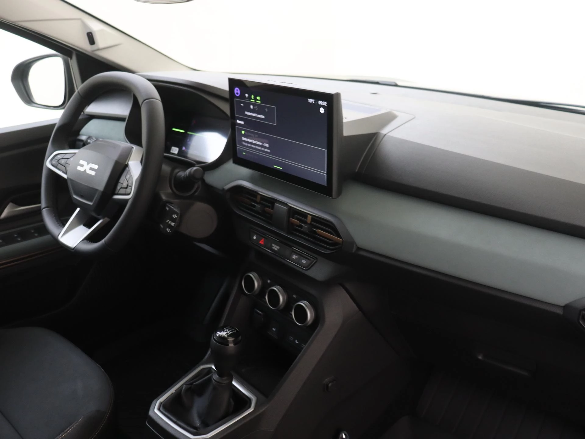 Dacia-Sandero Stepway-image-12