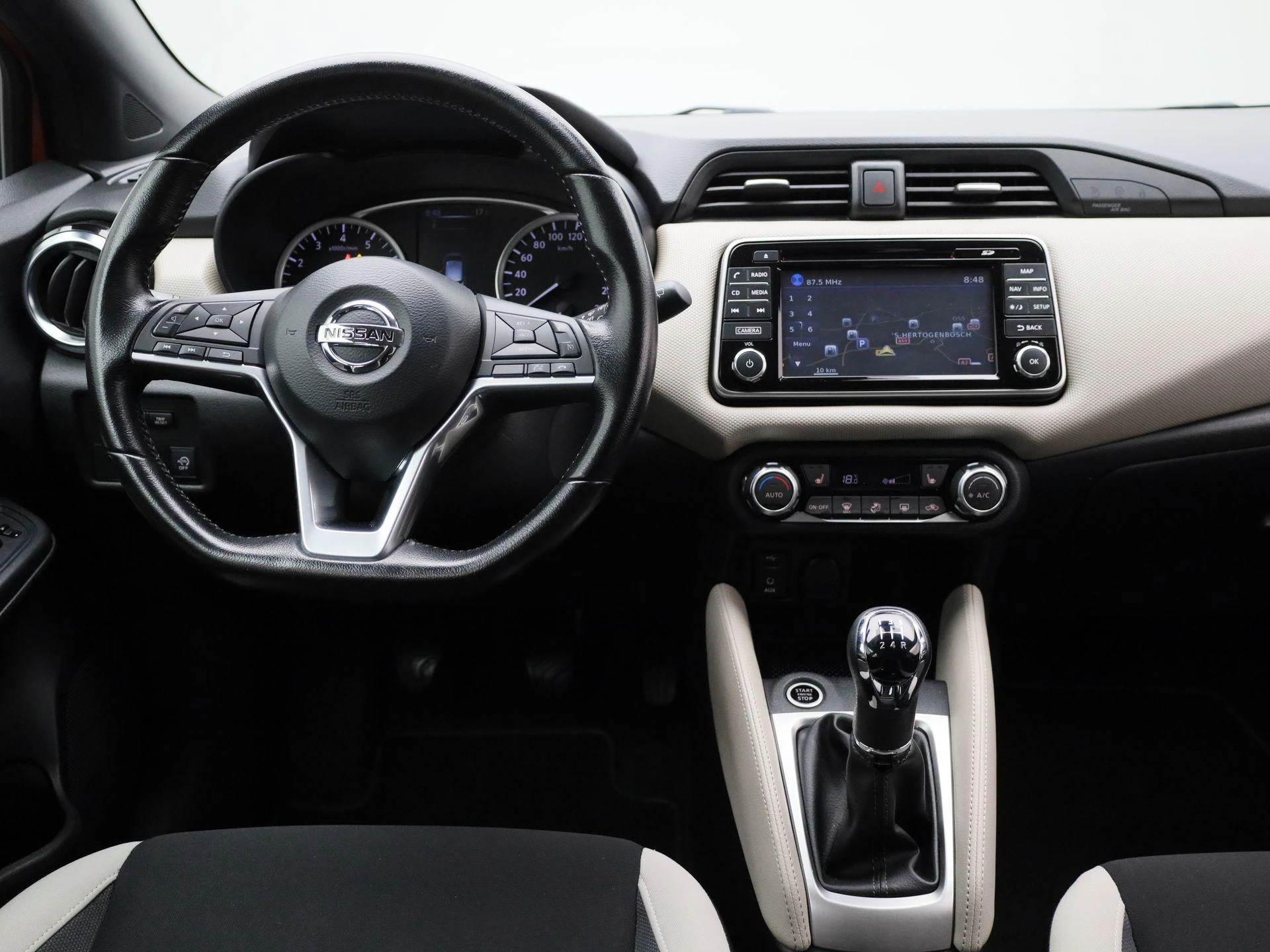 Nissan-Micra-image-6