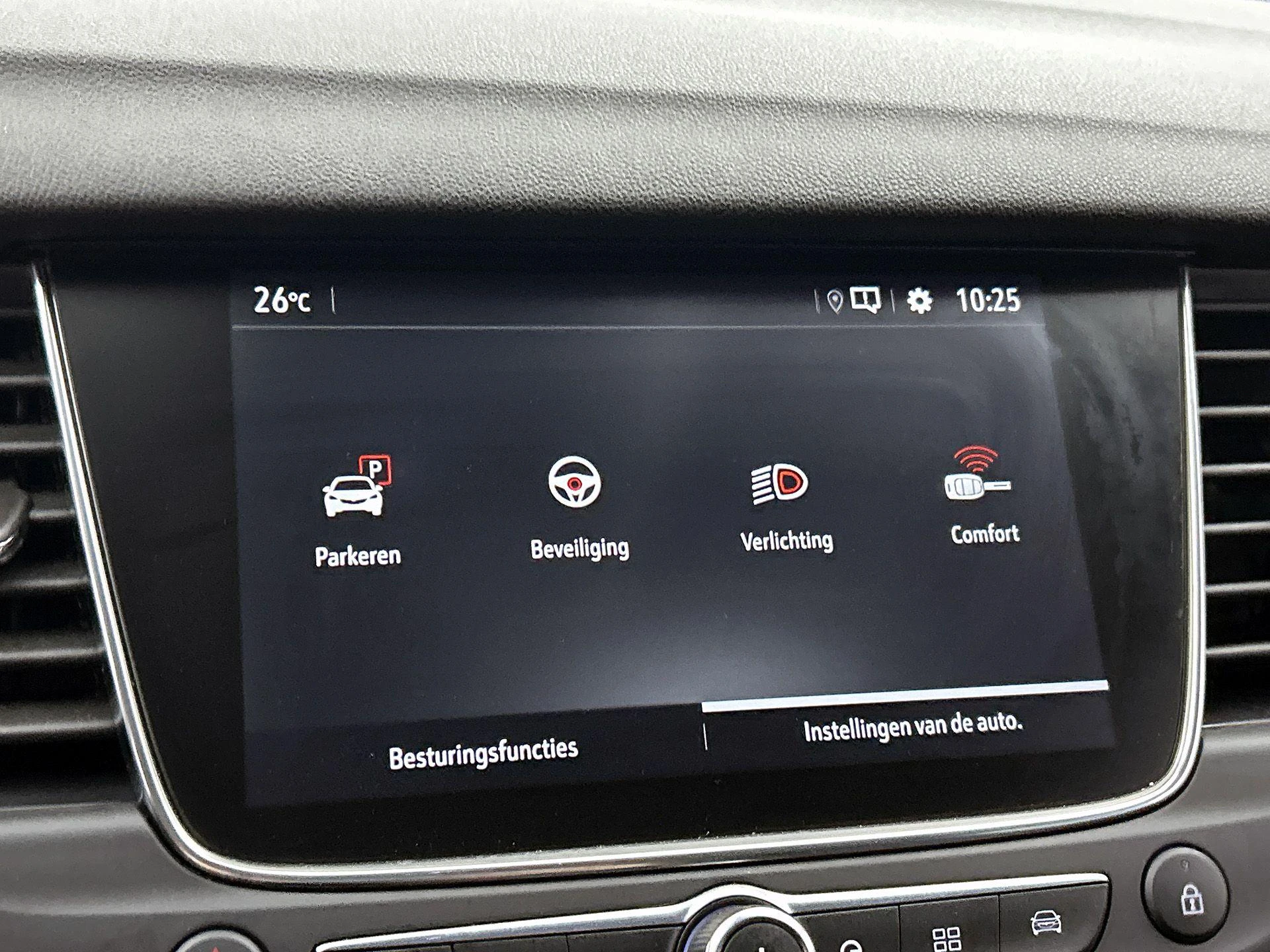 Opel-Grandland X-image-12
