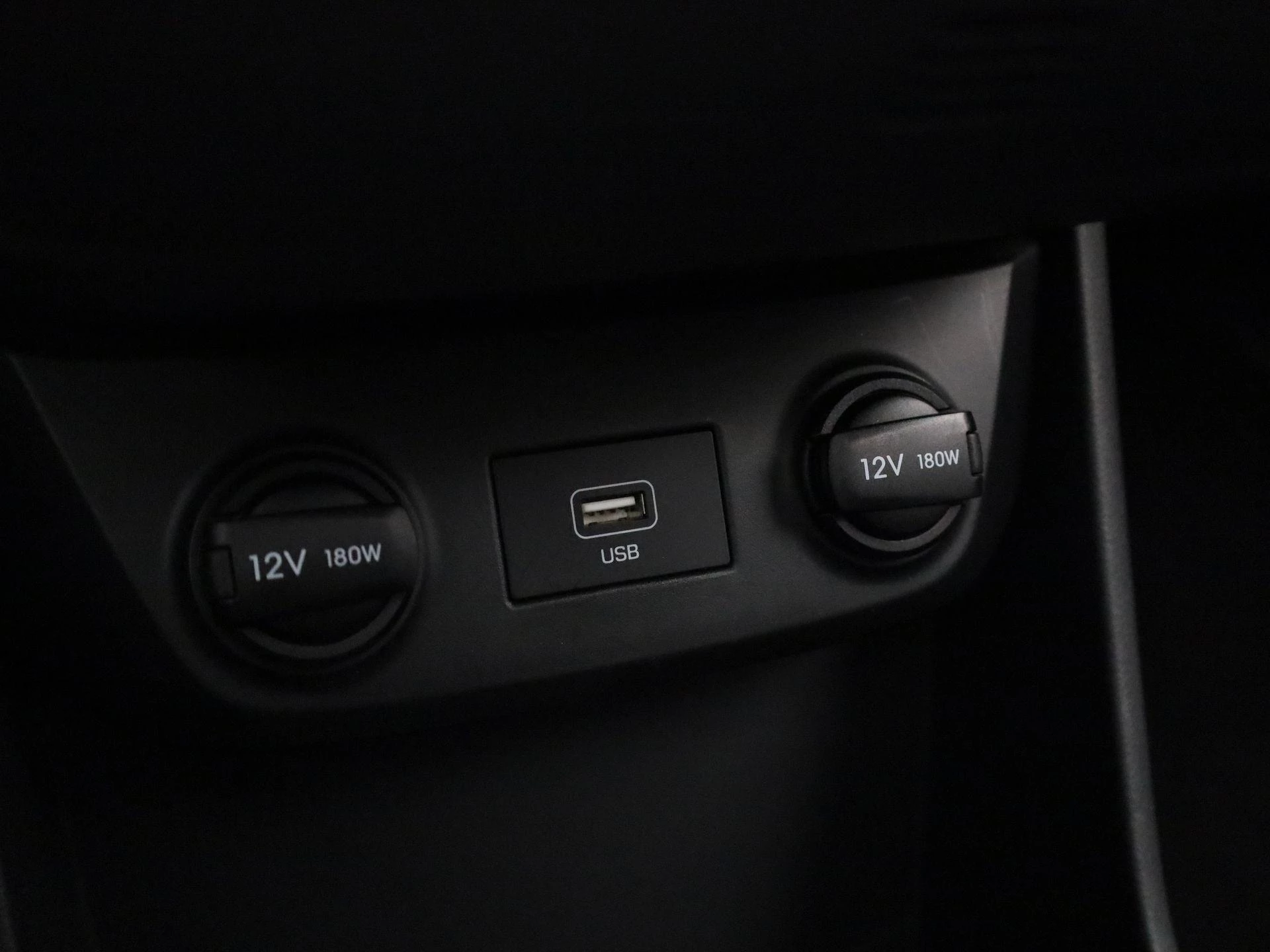 Hyundai-IONIQ-image-34