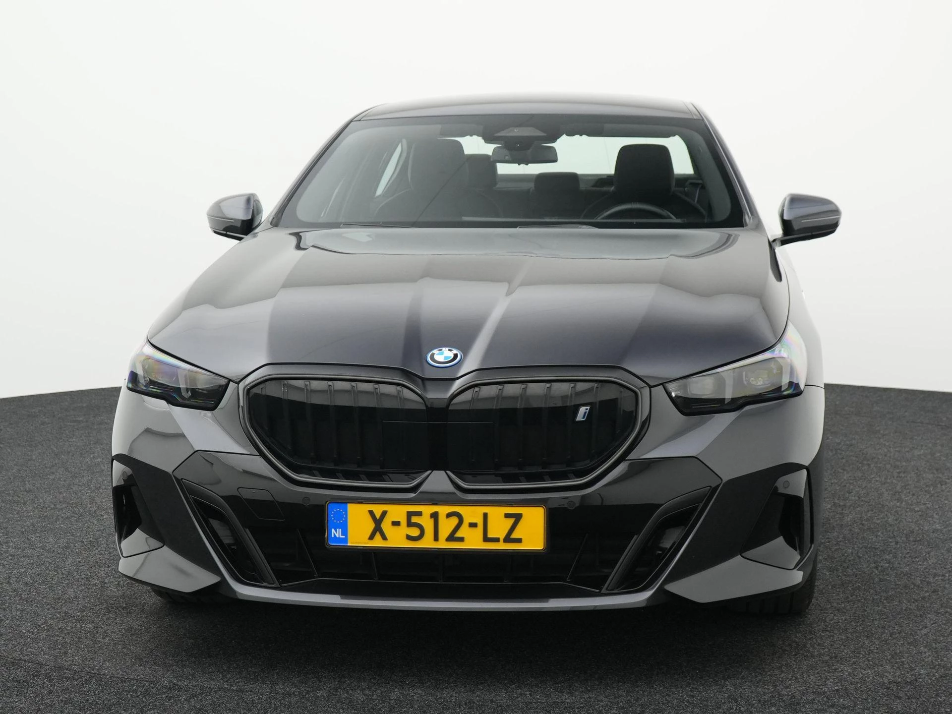 BMW-i5-image-2