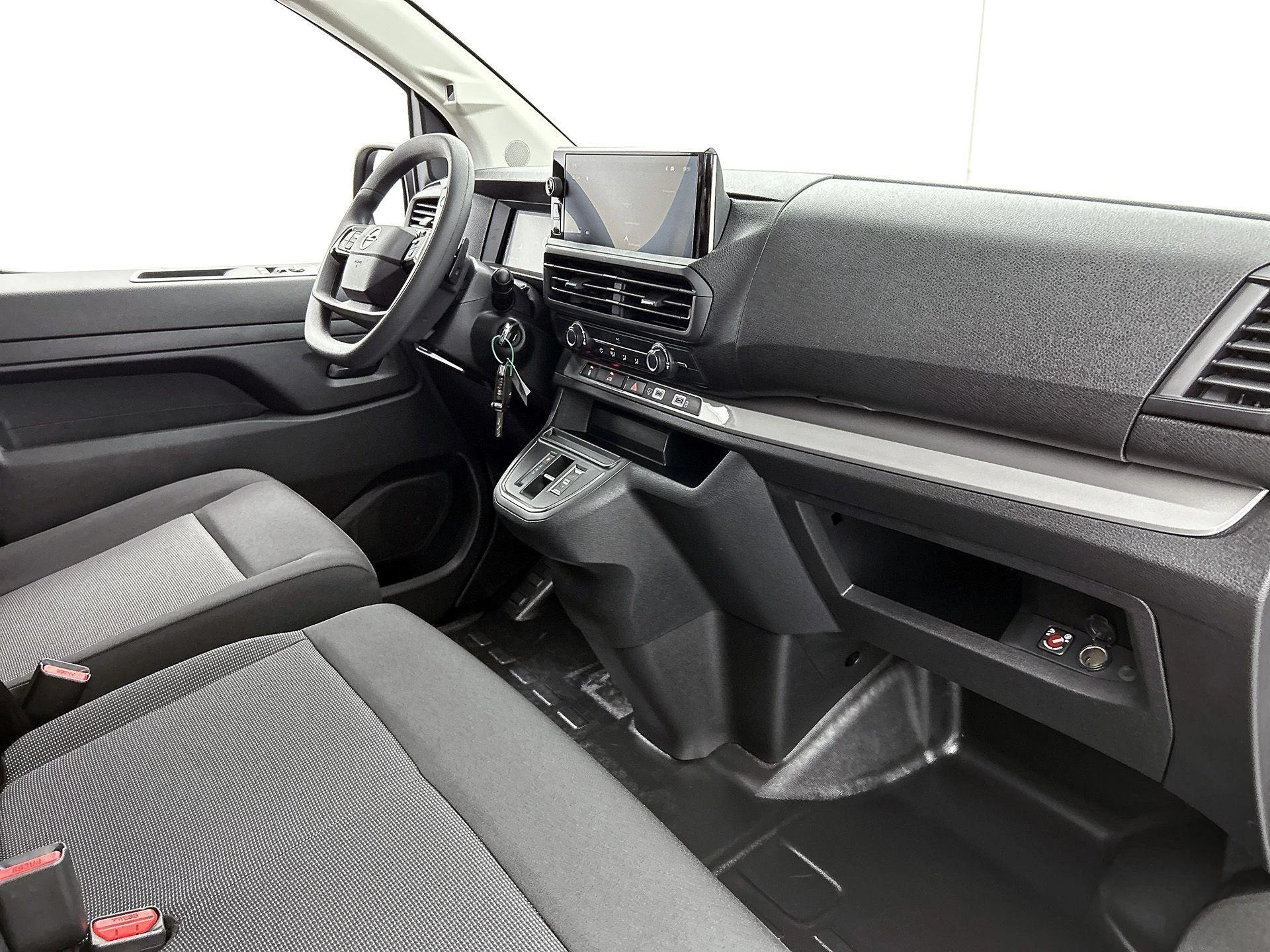 Opel-Vivaro-e-image-21