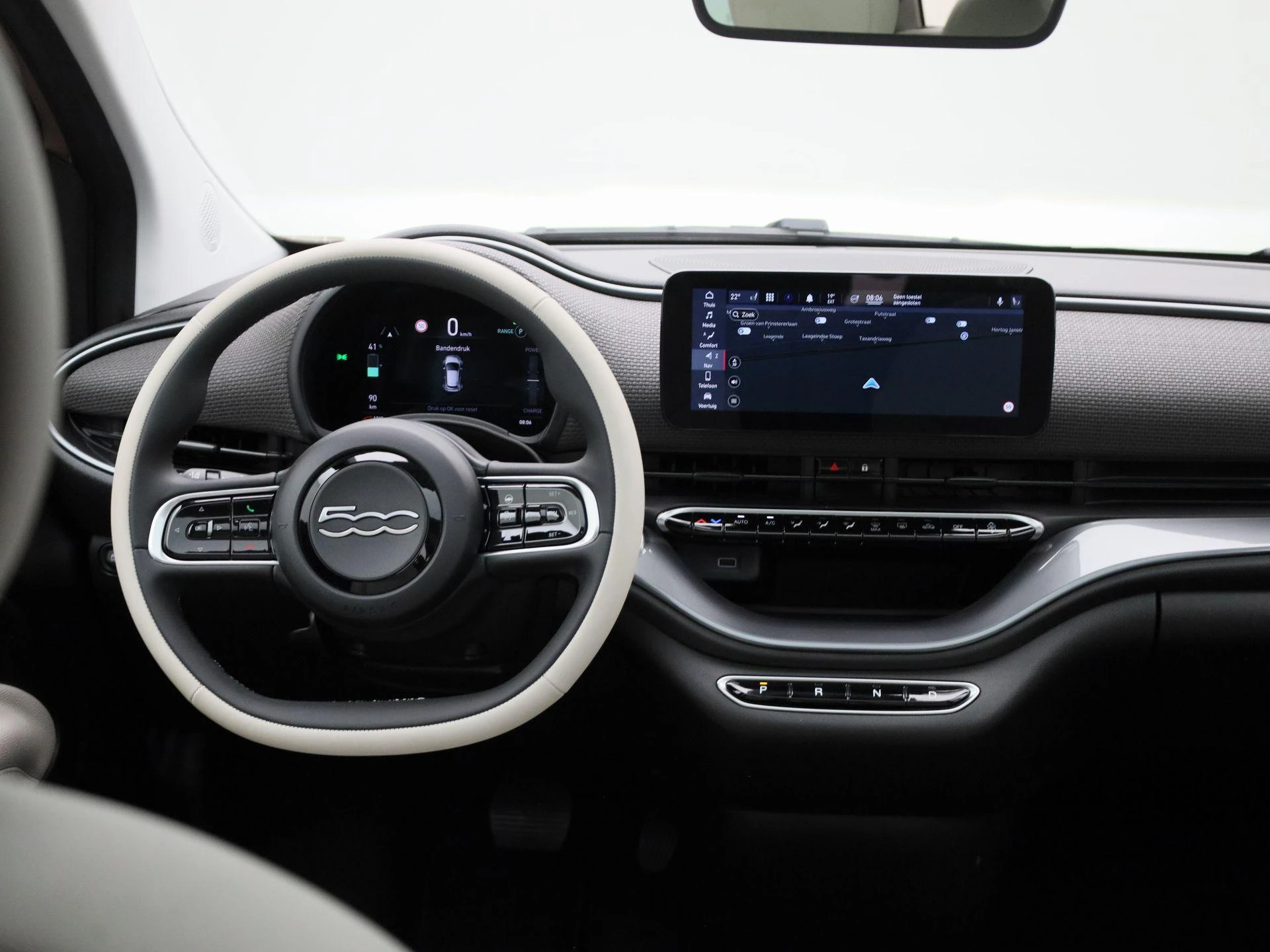 Fiat-500e-image-6