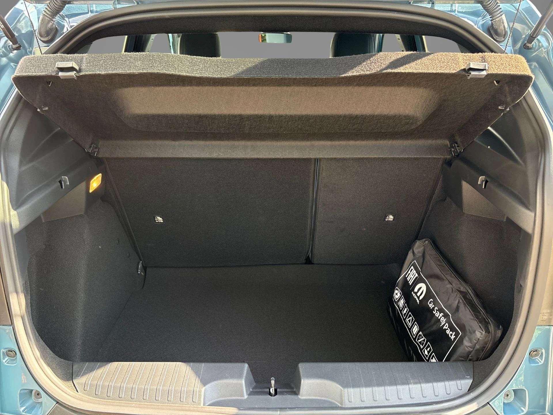 Fiat Grande Panda 1.2 Hybrid ICON