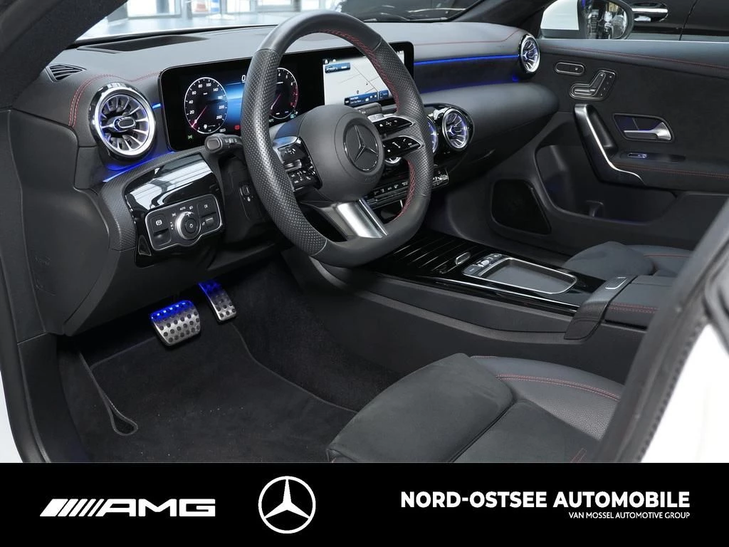 Mercedes-Benz CLA 250 4M SB AMG Line PREMIUM DISTRO PANO 360°K AMG Line