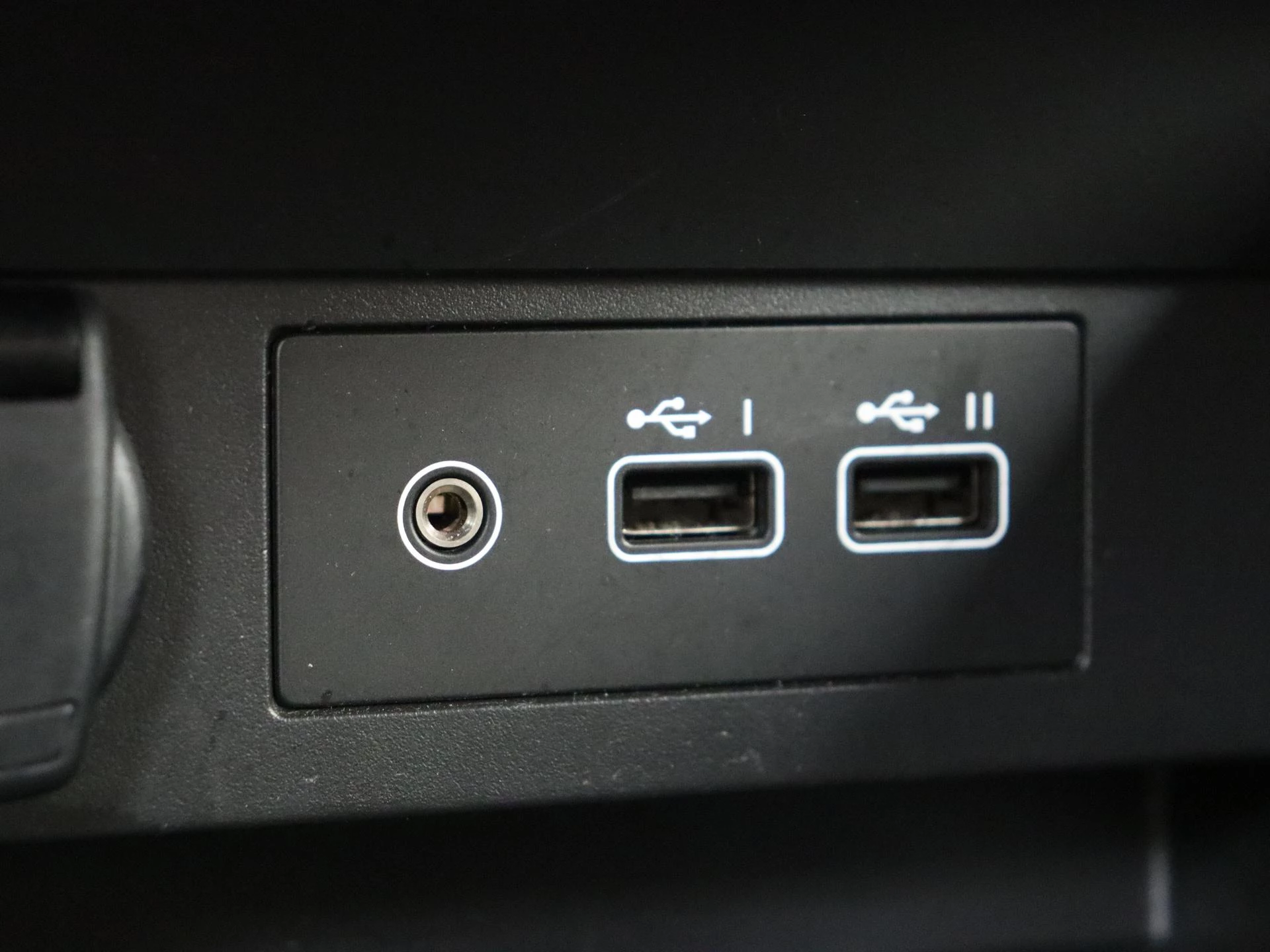 Renault-Clio-image-23