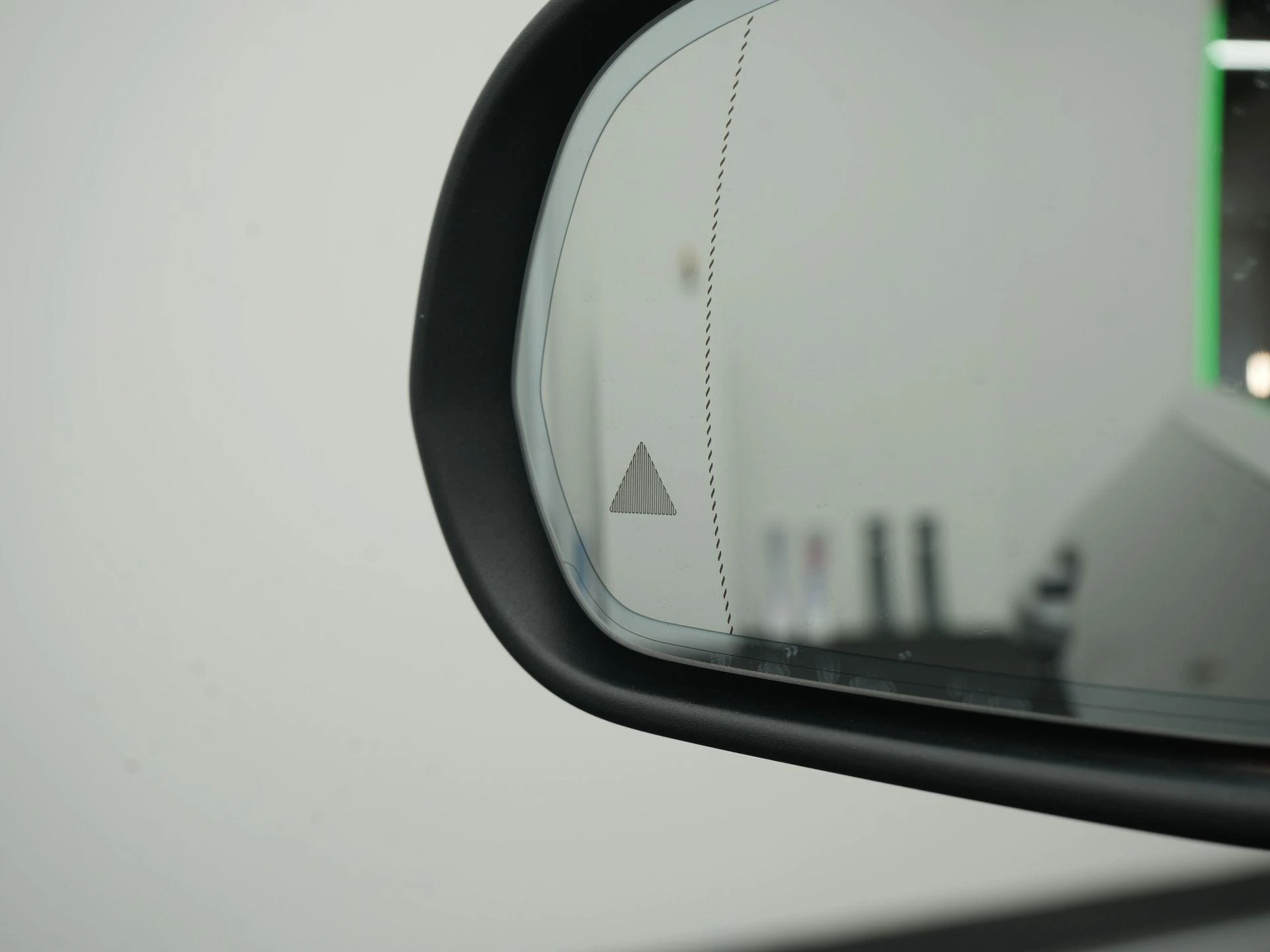 Mercedes-Benz-C-Klasse-image-28