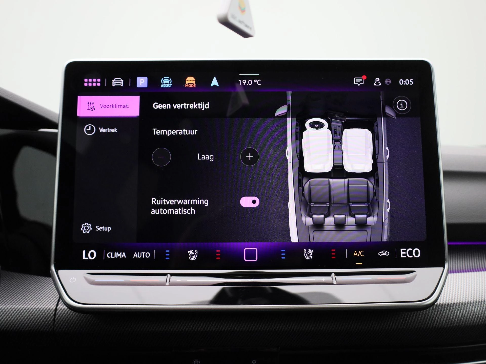 Volkswagen-Golf-image-21