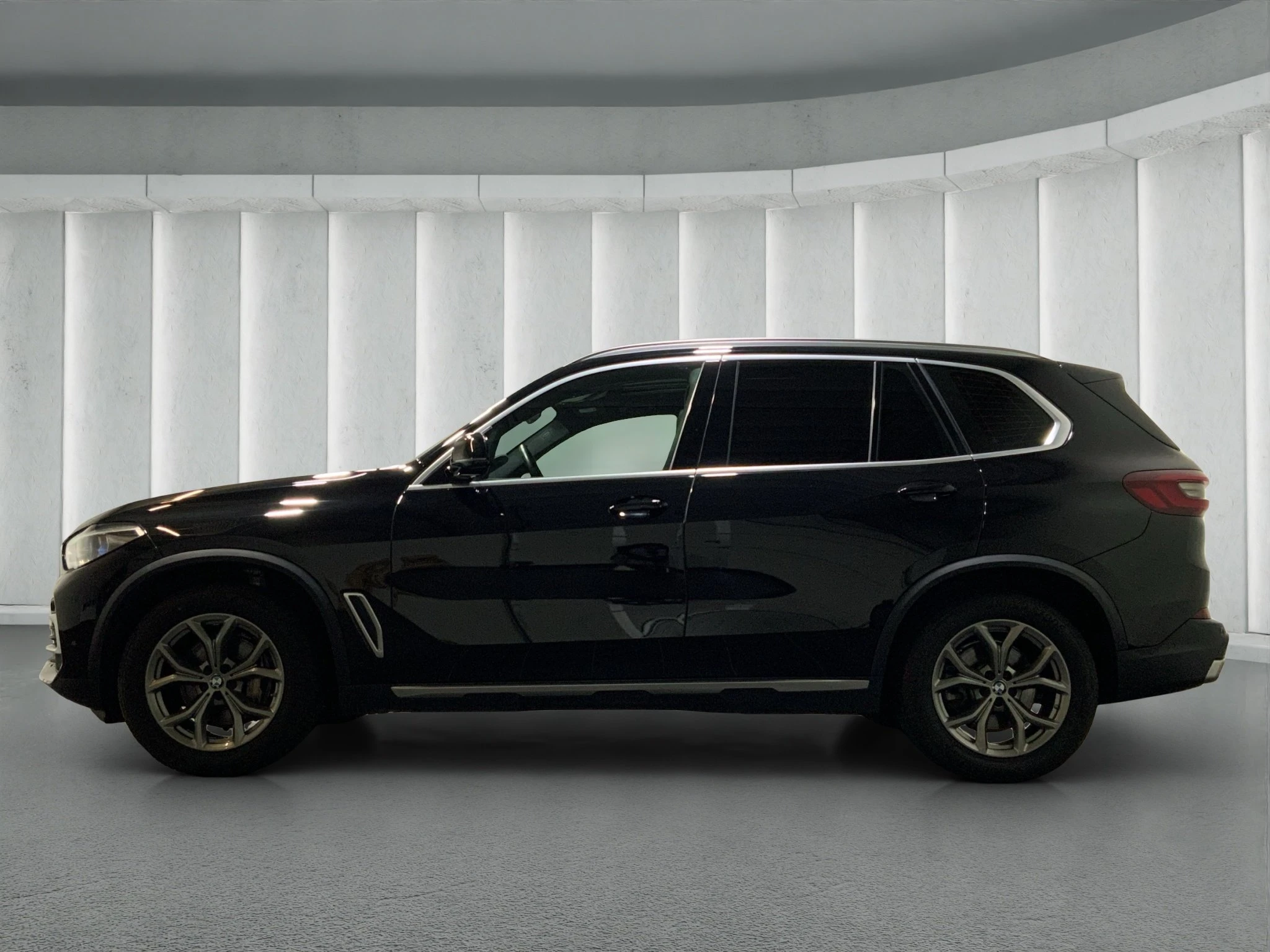 BMW-X5-image-4