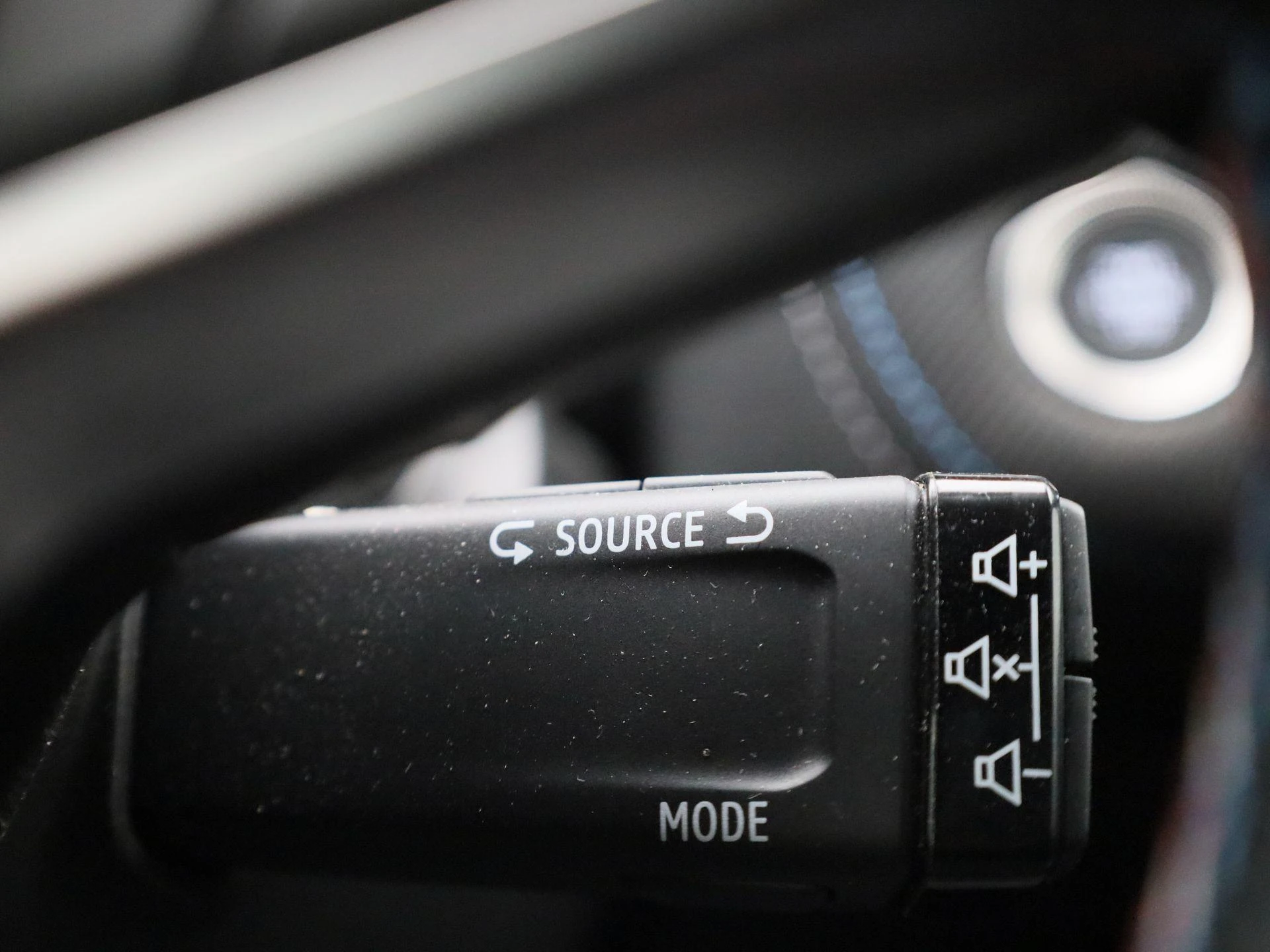 Renault-Captur-image-22
