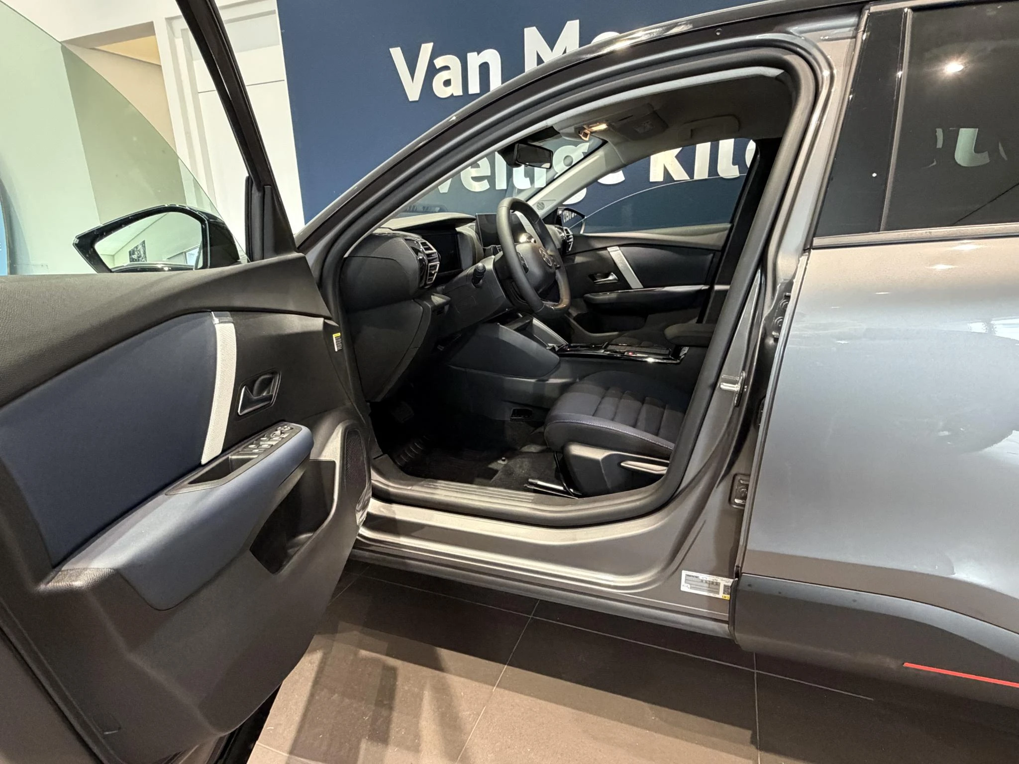 Citroën-ë-C4-image-4