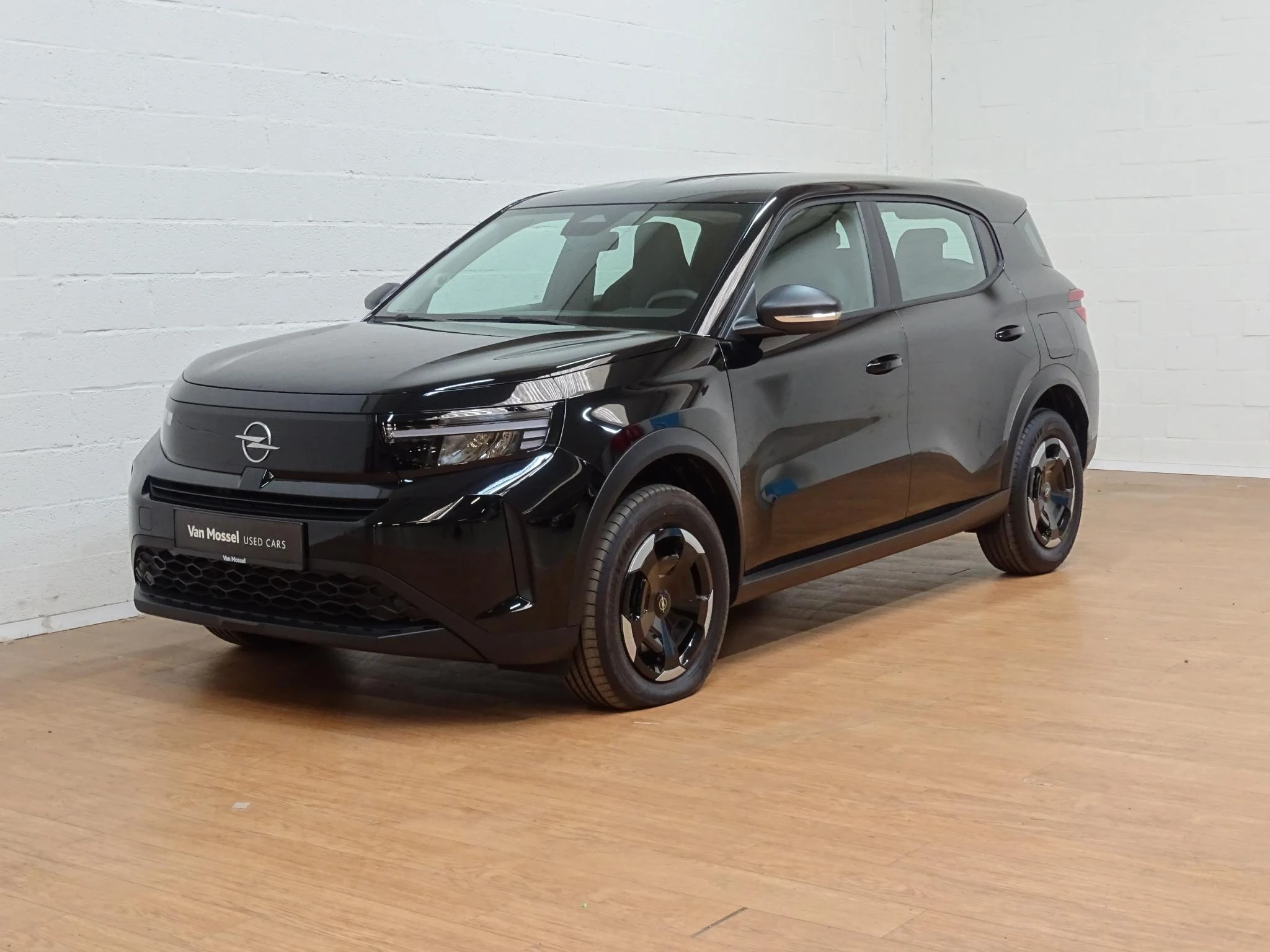 Opel-Frontera-image-4