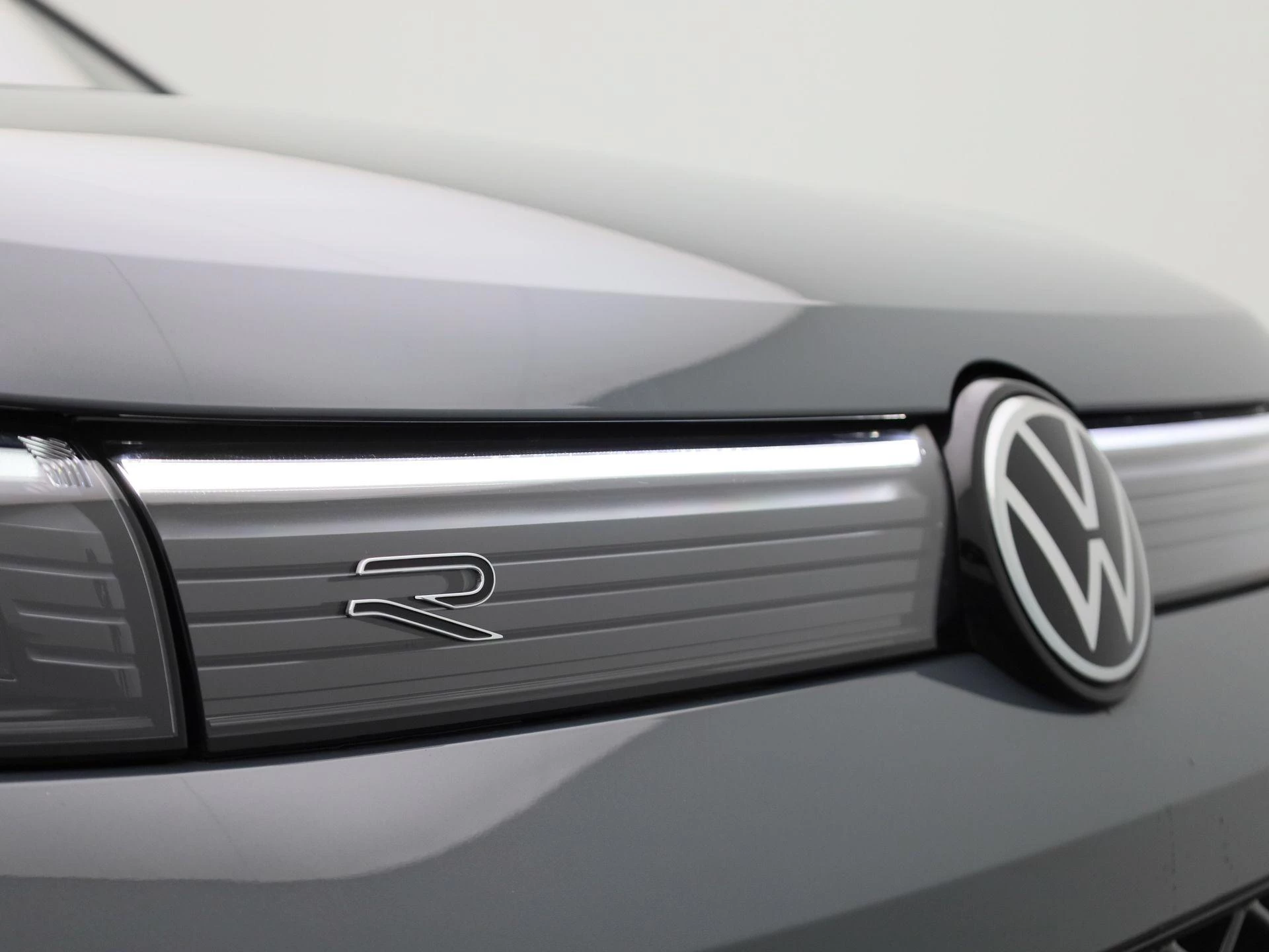 Volkswagen-Tiguan-image-44