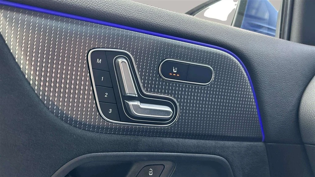 Mercedes-Benz-EQA-image-10