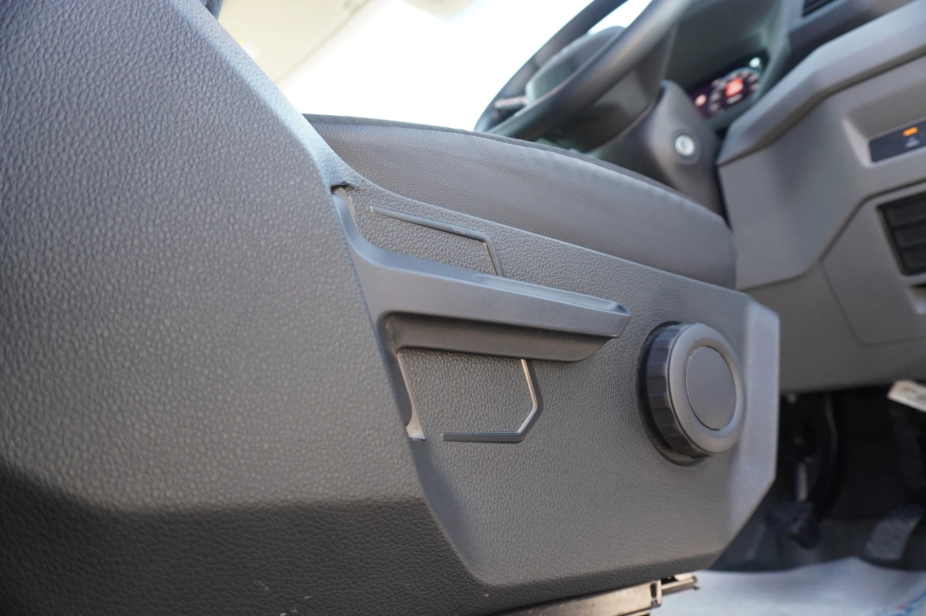Volkswagen-Crafter-image-44