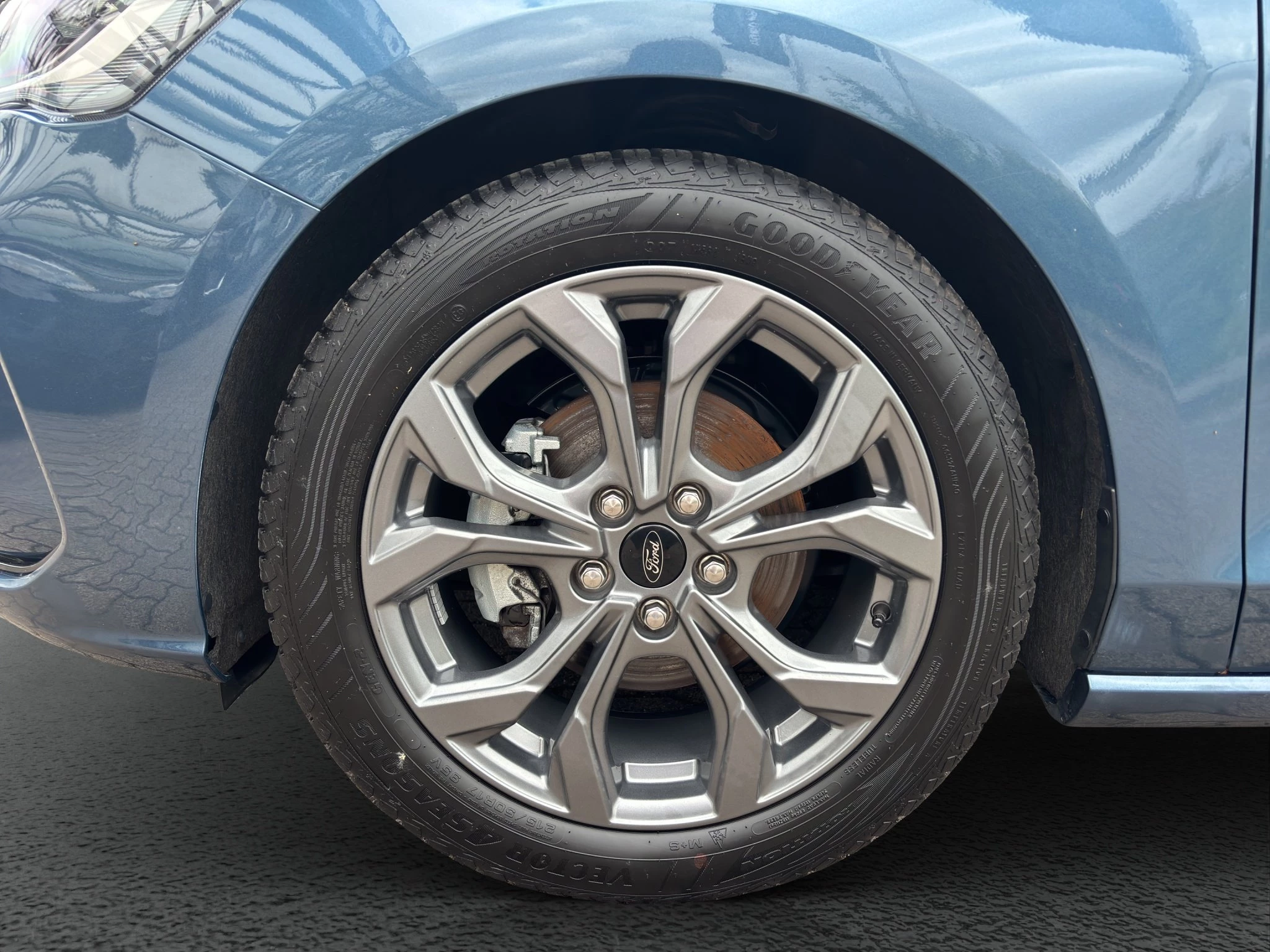 Ford Focus ST-Line Turnier Aut.*ACC*KAM*NAVI*LED*WINTER-PKT.