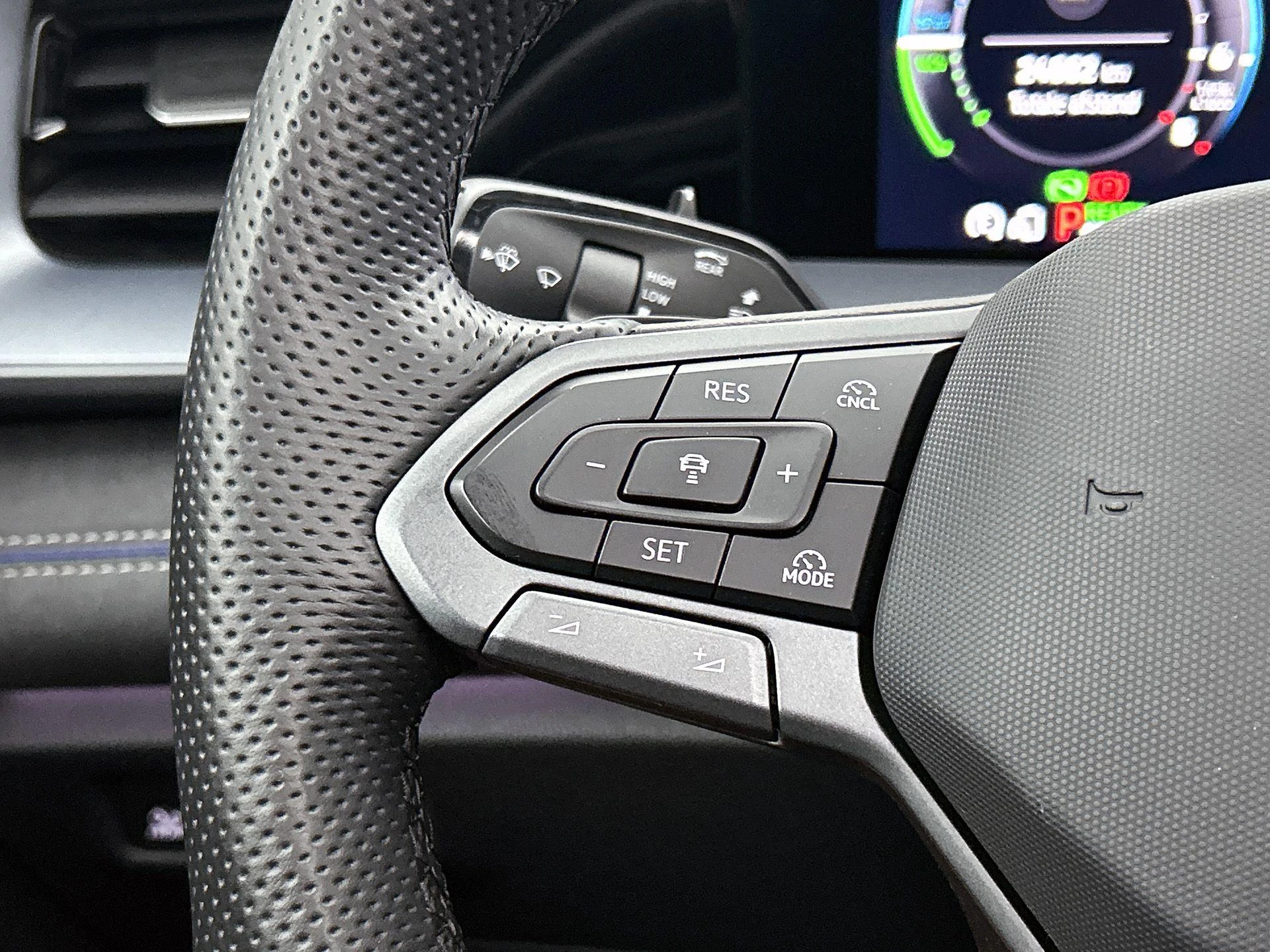 Volkswagen Tayron 1.5 eHybrid R-Line Edition