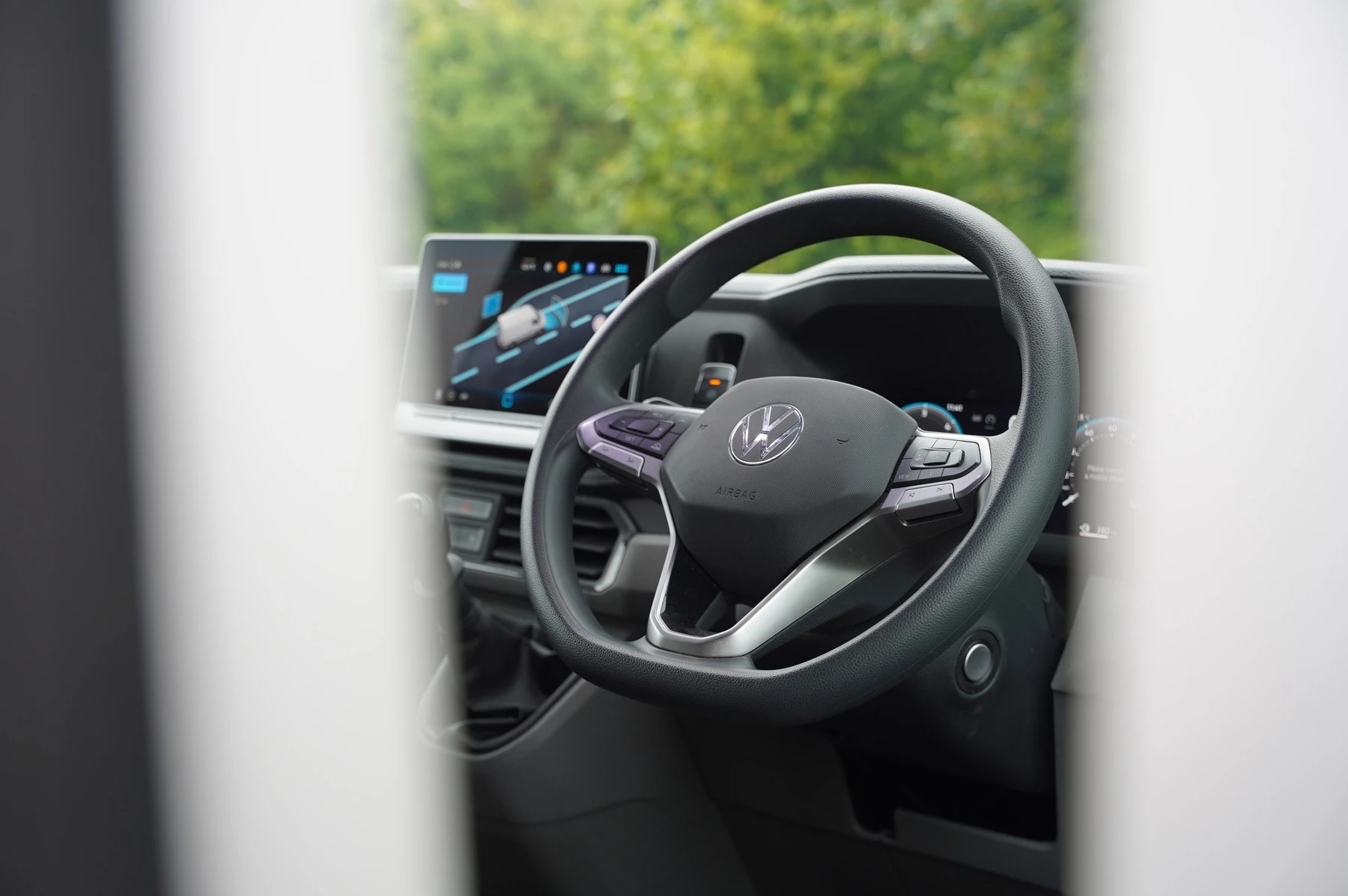 Volkswagen-Crafter-image-15