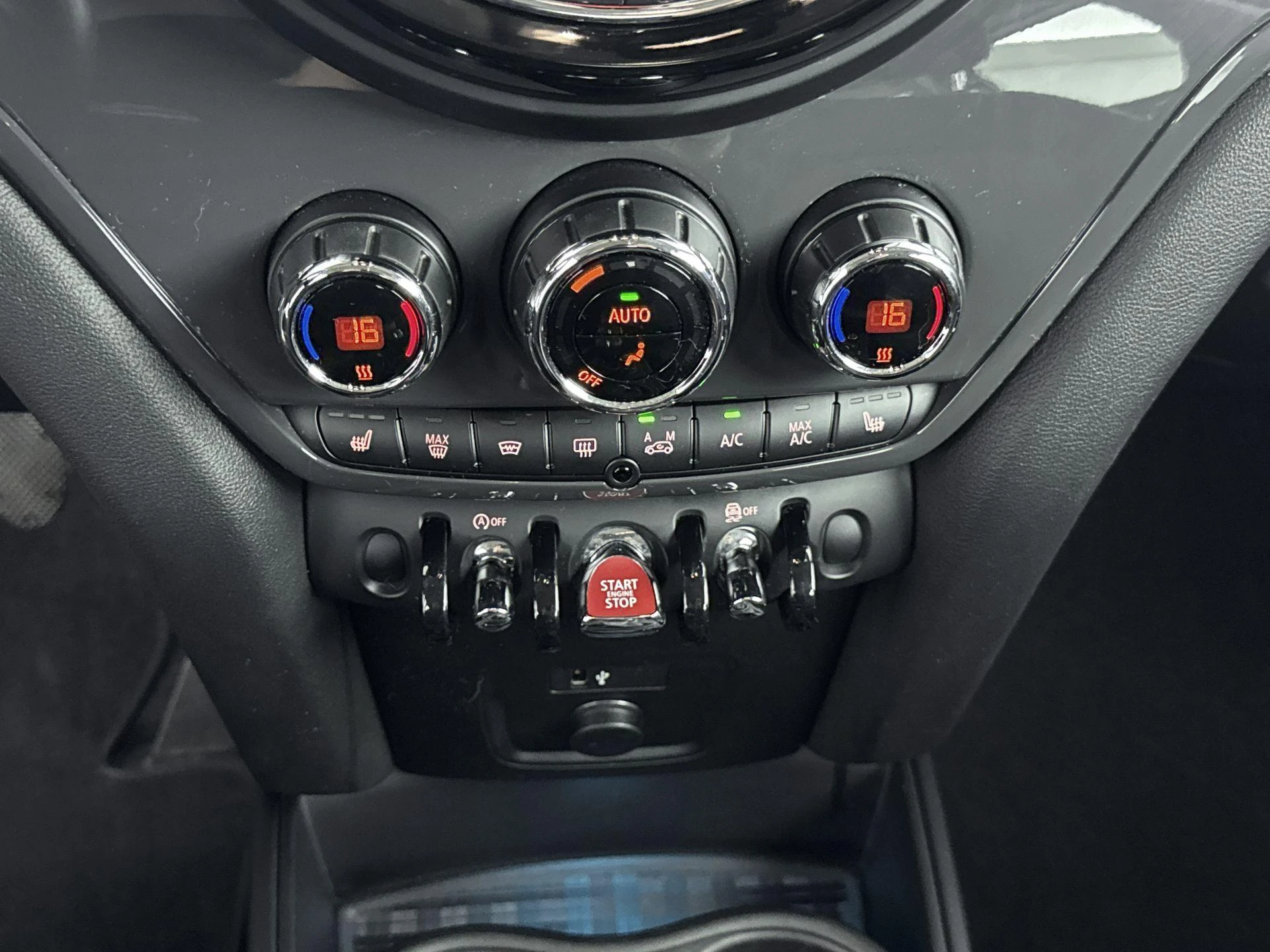 MINI-Countryman-image-16