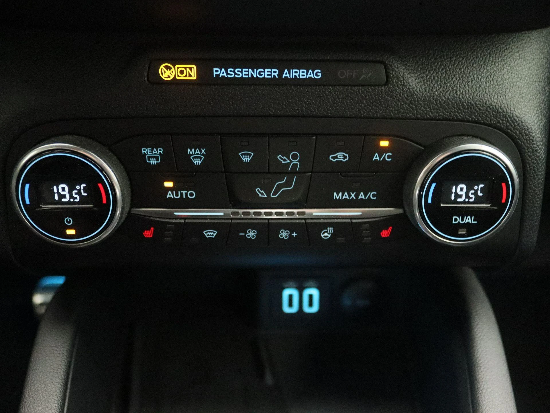 Ford-Kuga-image-10