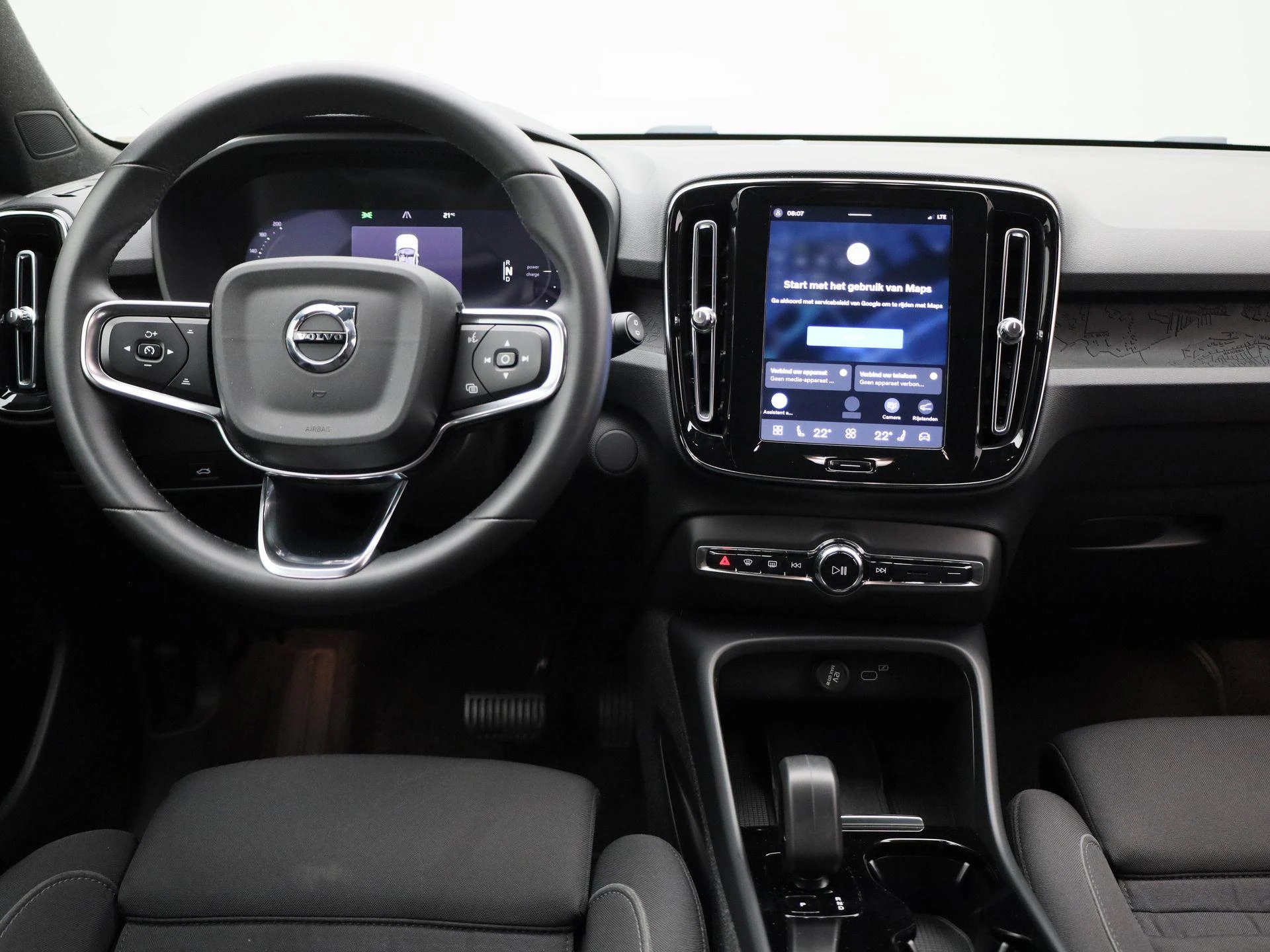 Volvo-XC40-image-6