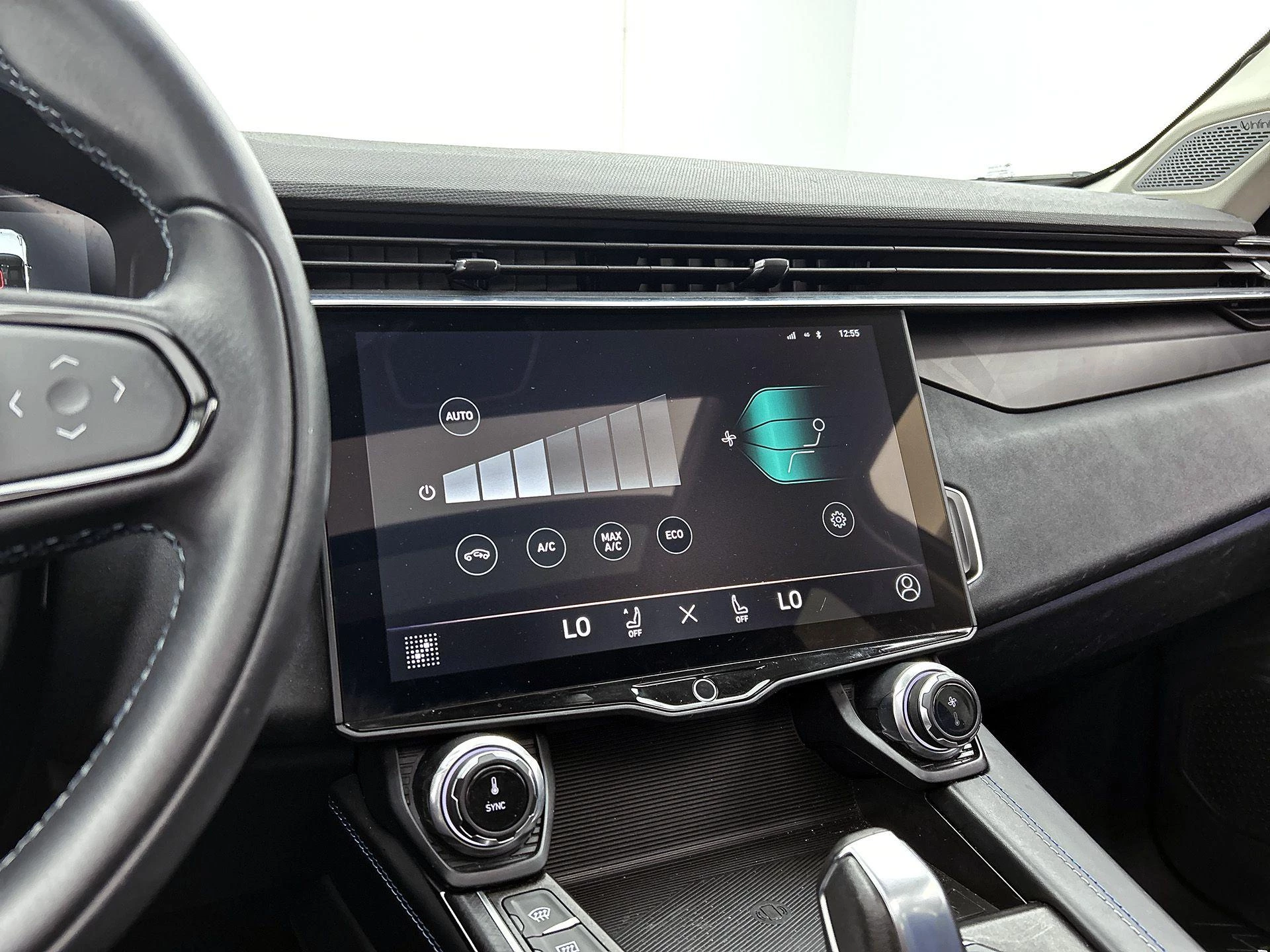 Lynk & Co-01-image-15