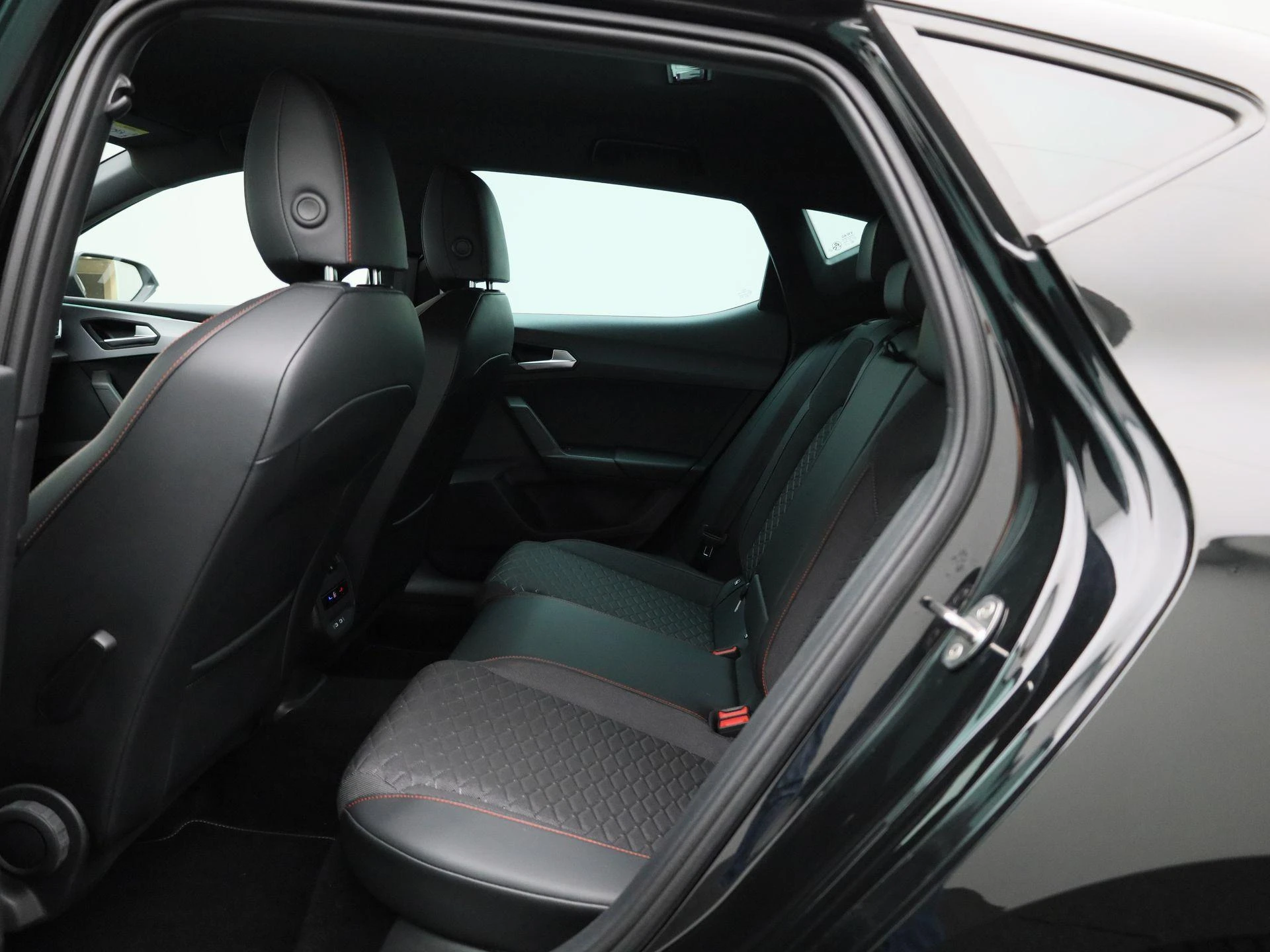 SEAT-Leon-image-10