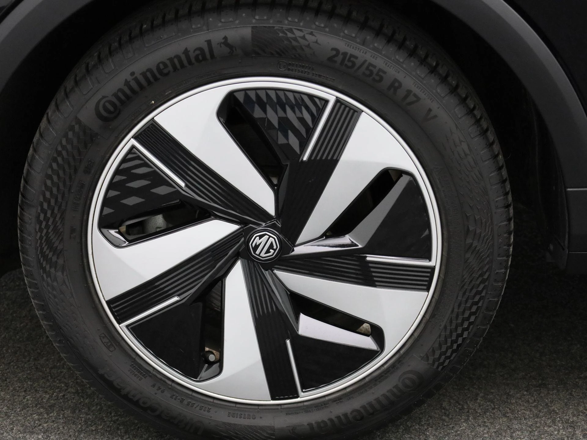 MG-ZS EV-image-12