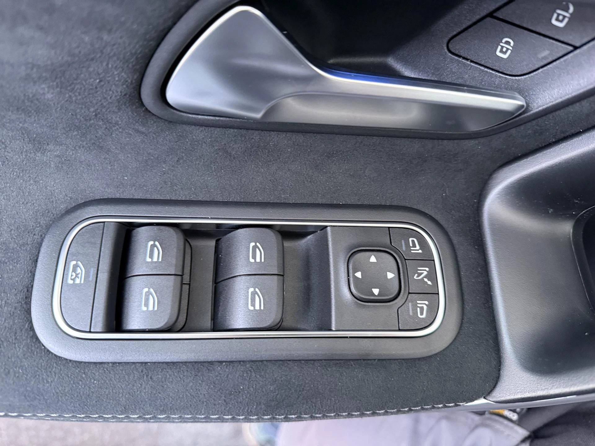 Mercedes-Benz-A-Klasse-image-26