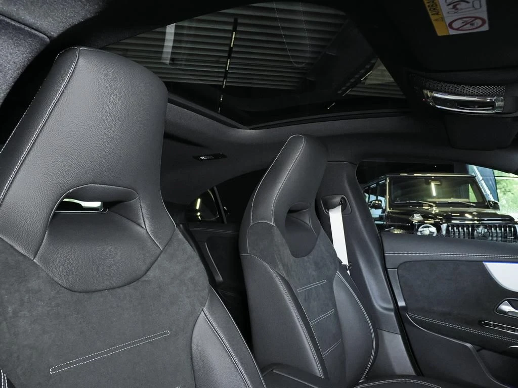 Mercedes-Benz-CLA 180-image-15