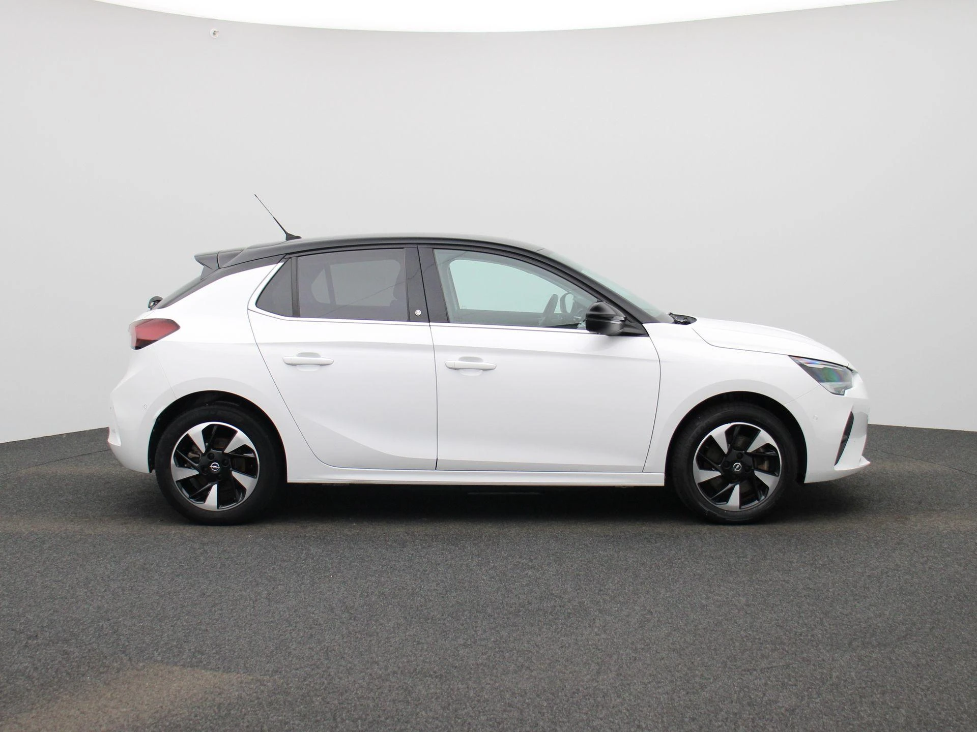 Opel-Corsa-e-image-5