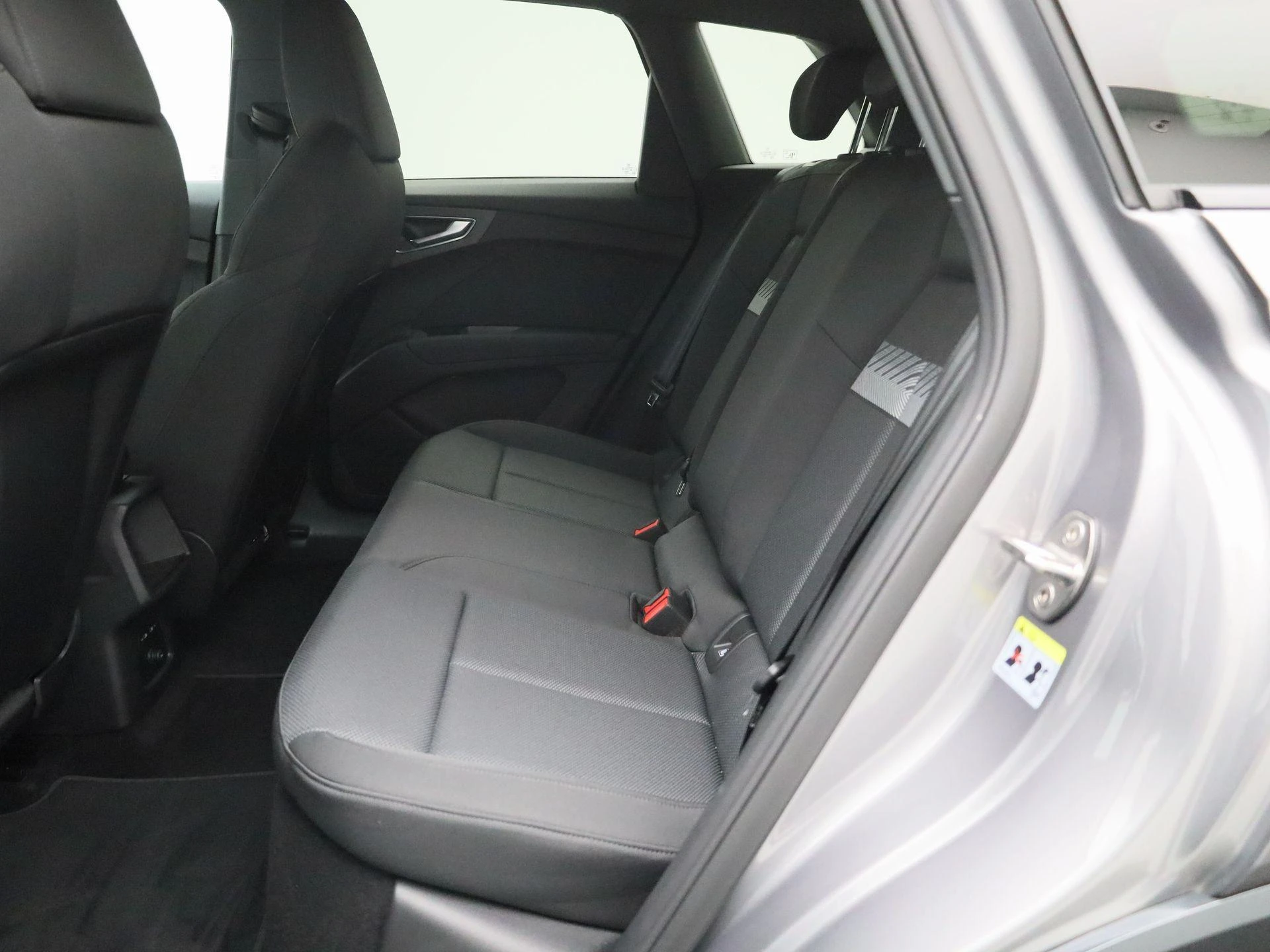 Audi-Q4 e-tron-image-11