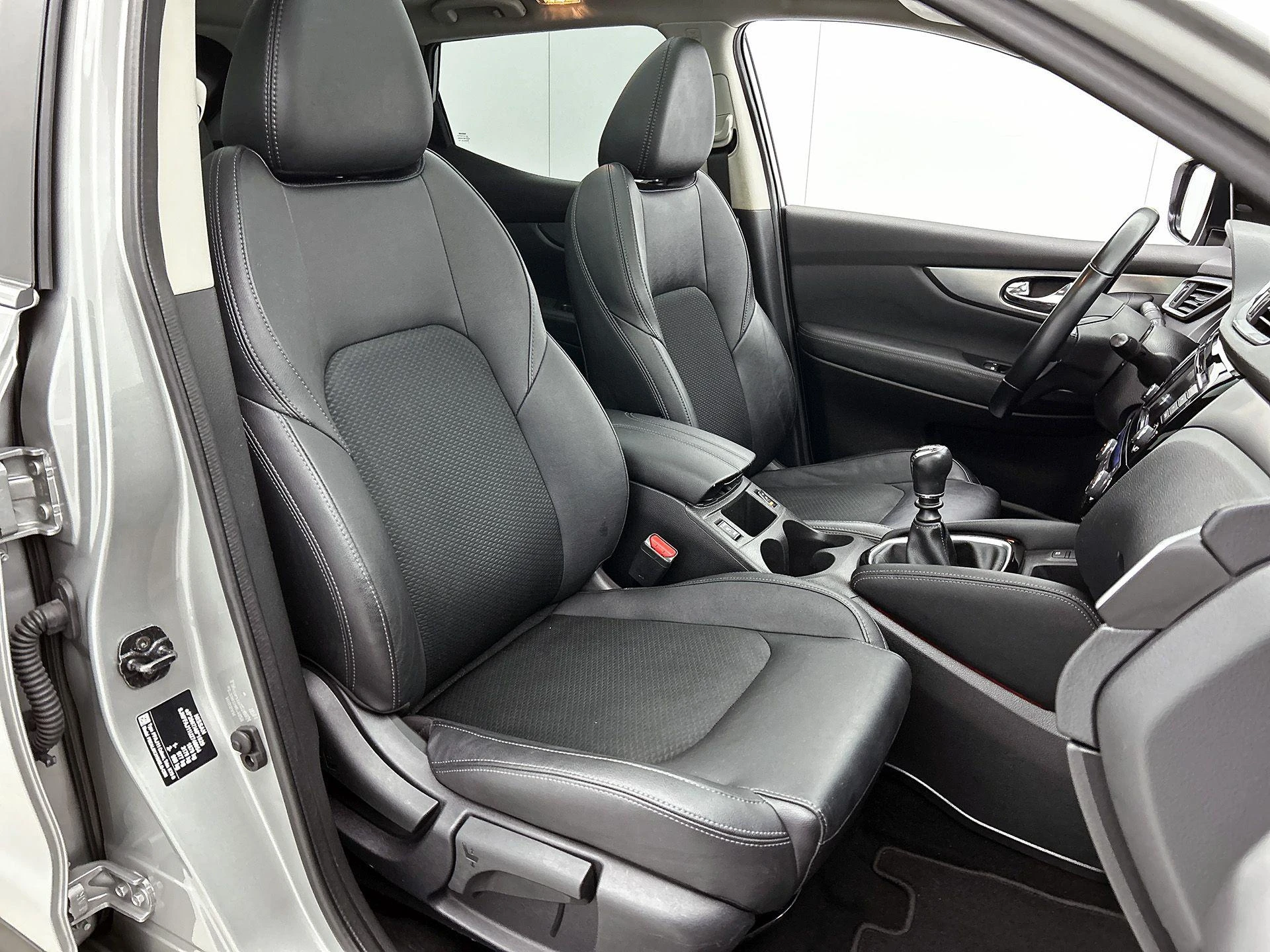 Nissan-QASHQAI-image-38