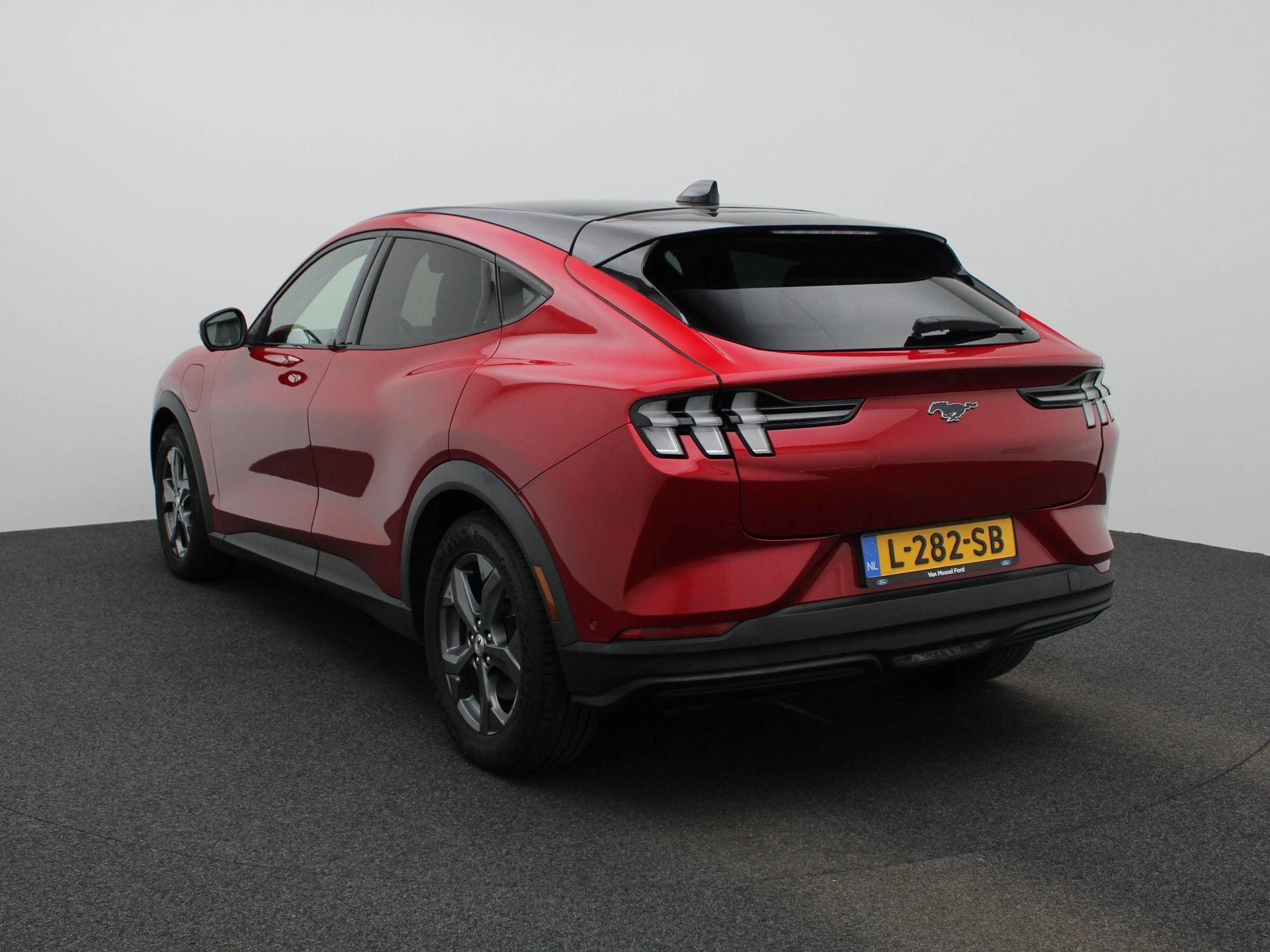 Ford-Mustang Mach-E-image-1