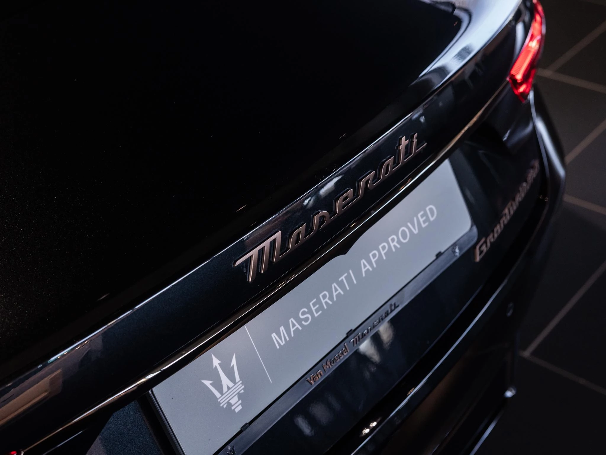 Maserati-GranTurismo-image-16