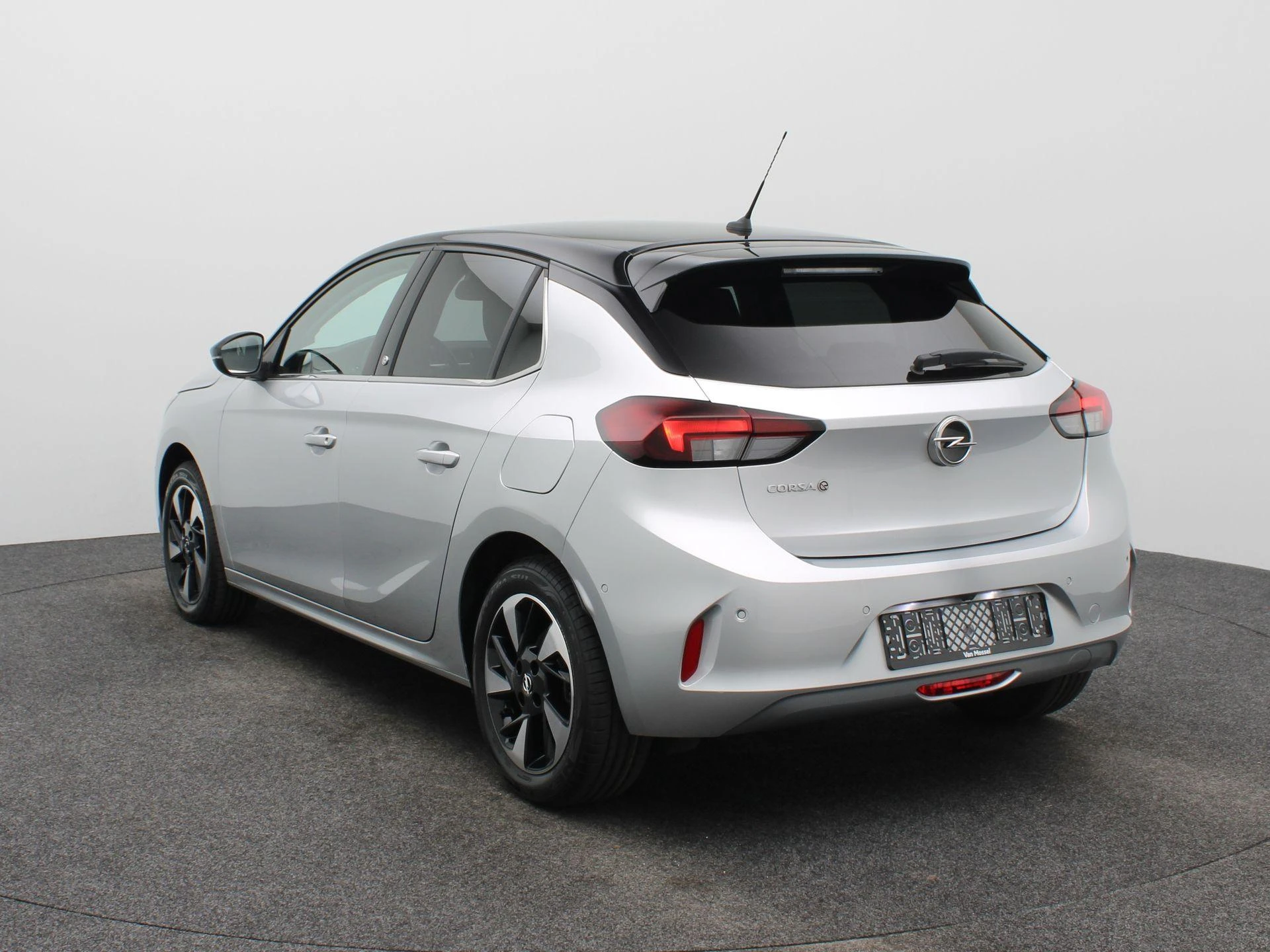 Opel-Corsa-e-image-1
