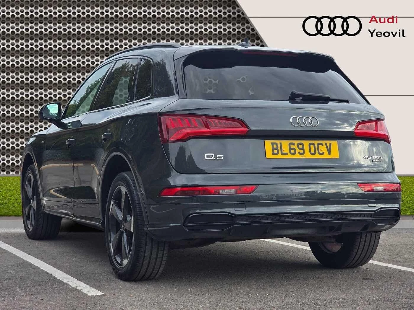 Audi-Q5-image-2
