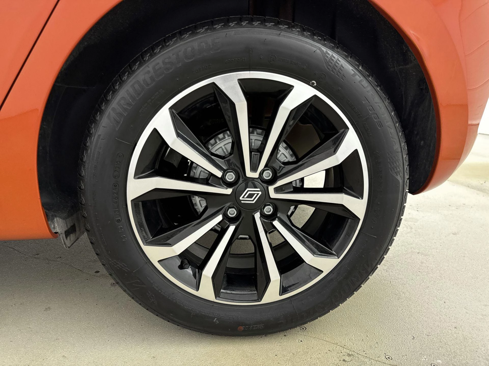 Renault-Clio-image-21