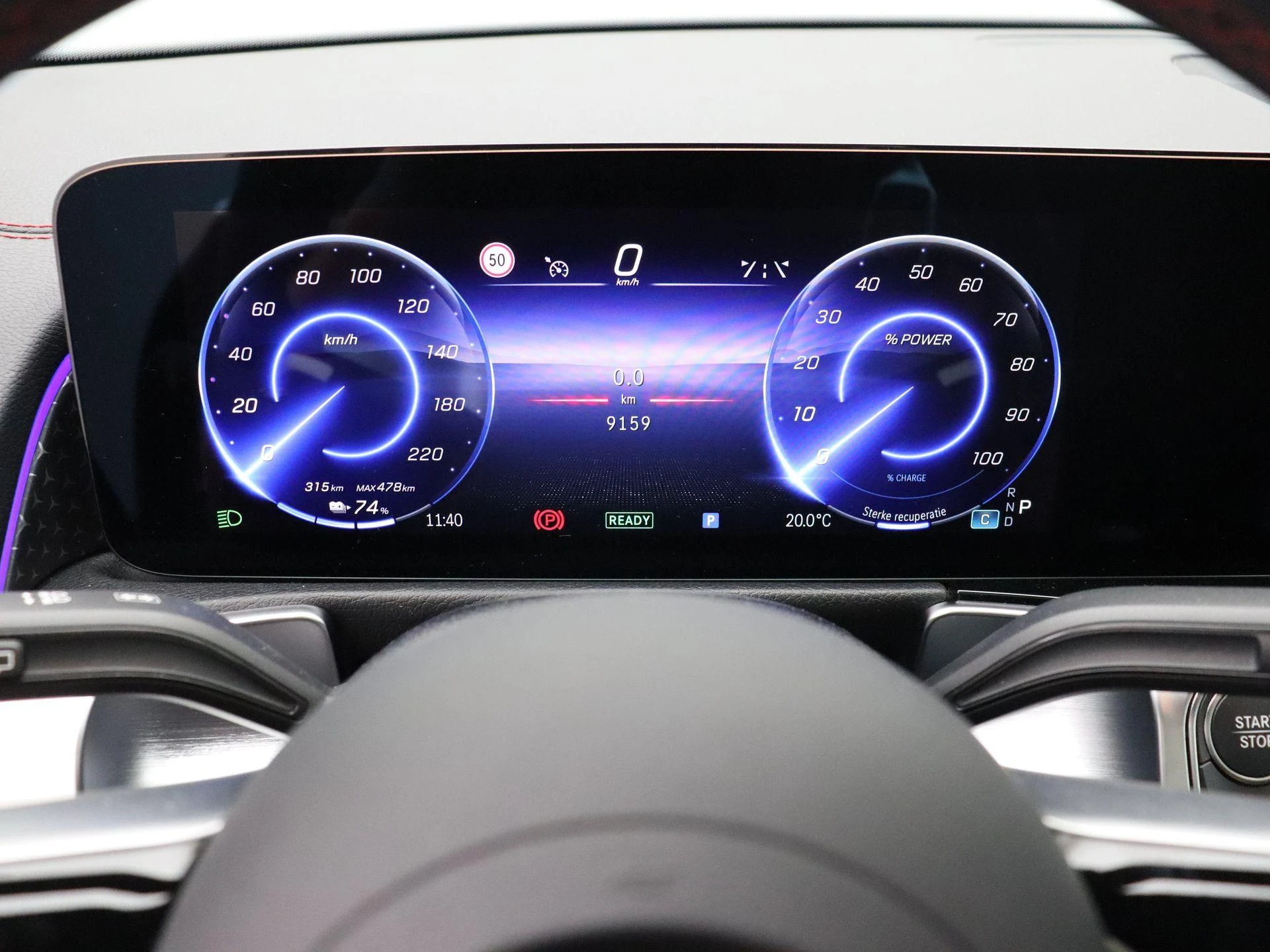 Mercedes-Benz EQB 250+ AMG Line + PANORAMISCH DAK + CARPLAY + ADVANCED SOUND +