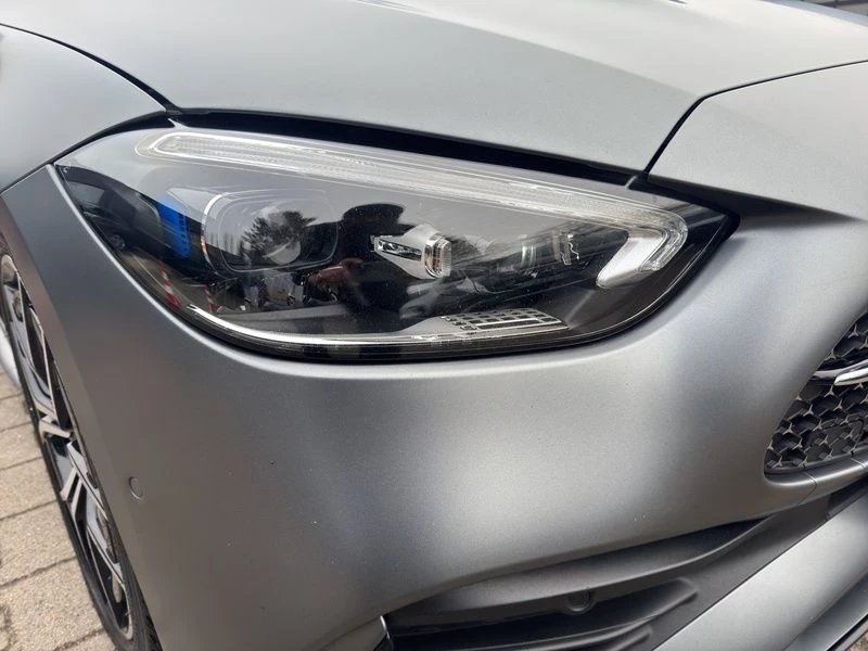Mercedes-Benz-C-Klasse-image-11