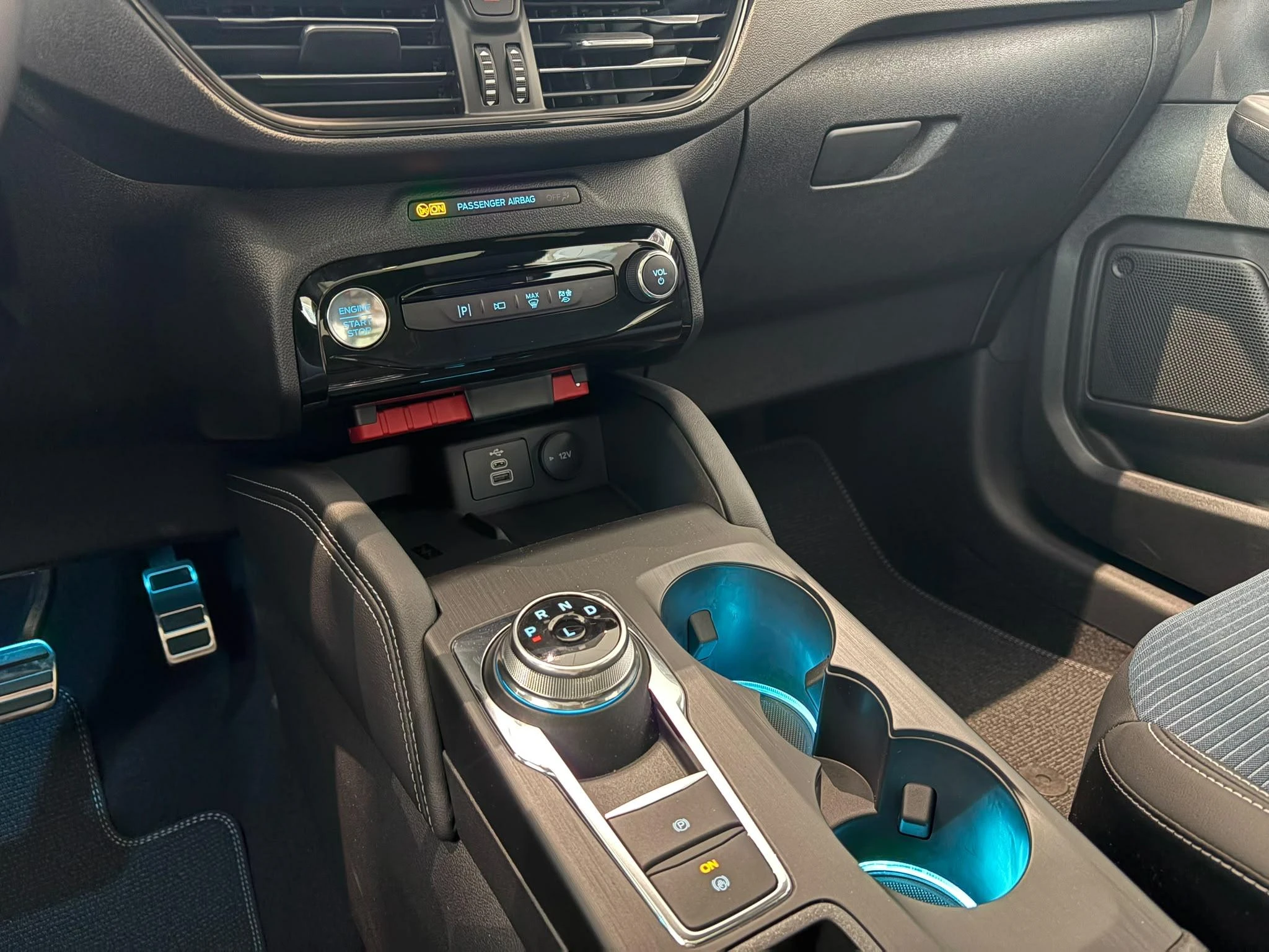 Ford-Kuga-image-29