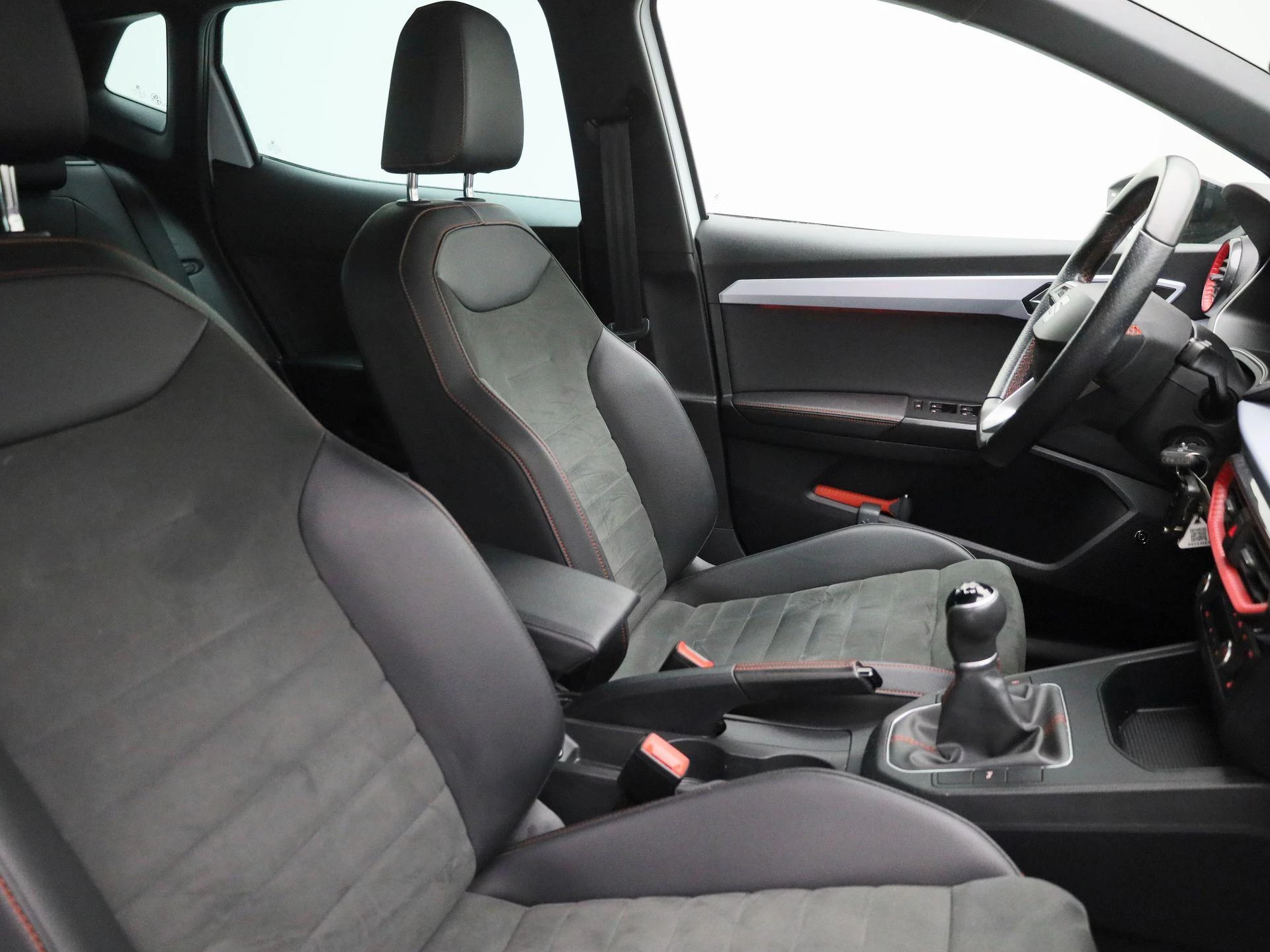 SEAT-Ibiza-image-32