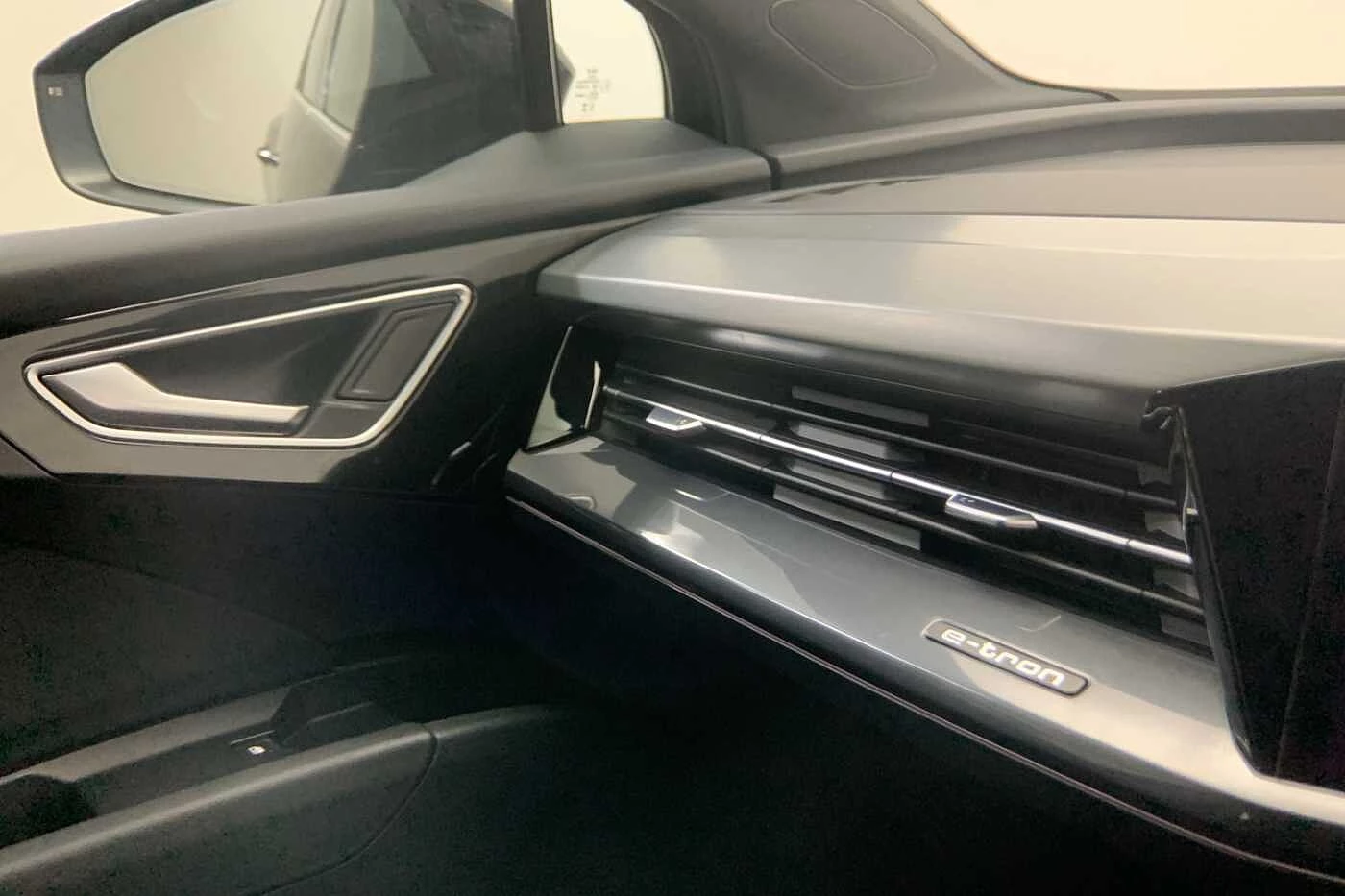 Audi-Q4 e-tron-image-29