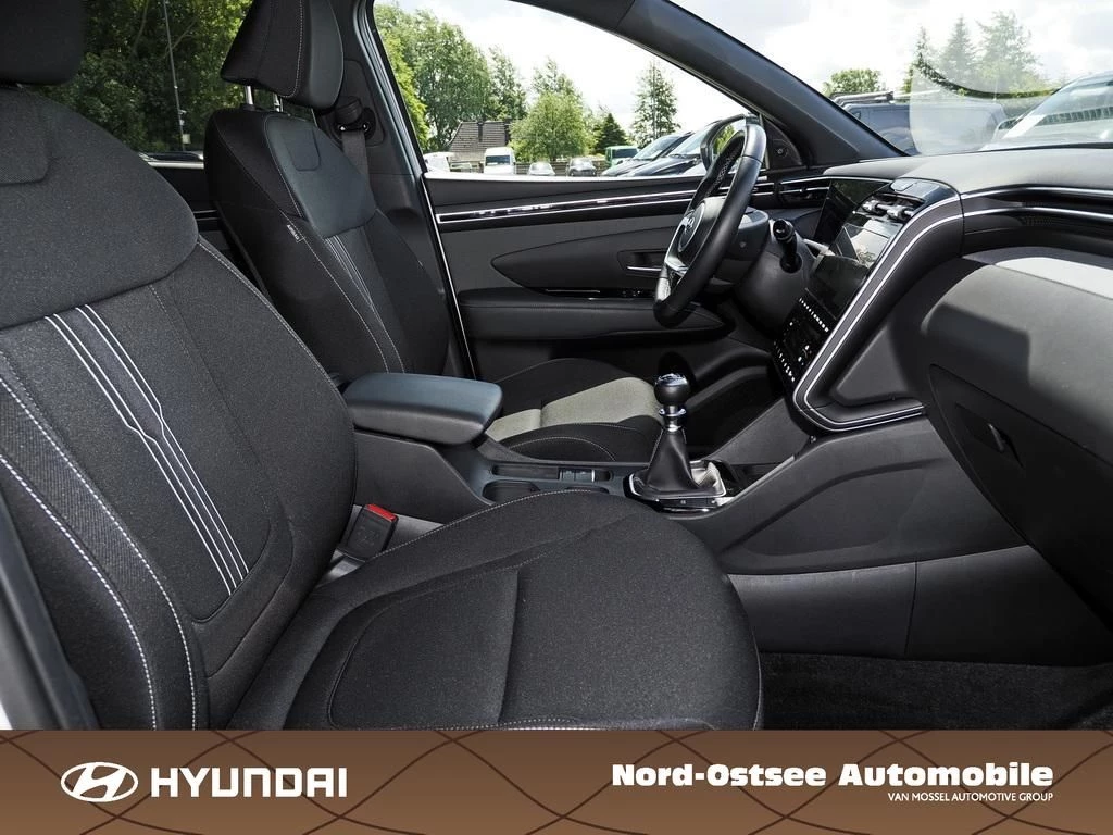 Hyundai Tucson 1.6 T-GDI ADVANTAGE 2WD SHZ LHZ NAVI LED