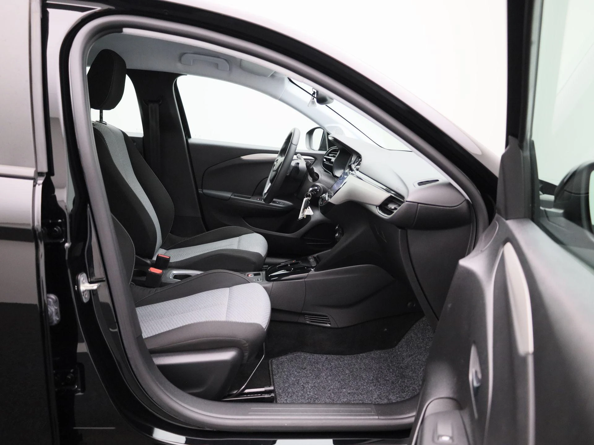 Opel-Corsa-image-31