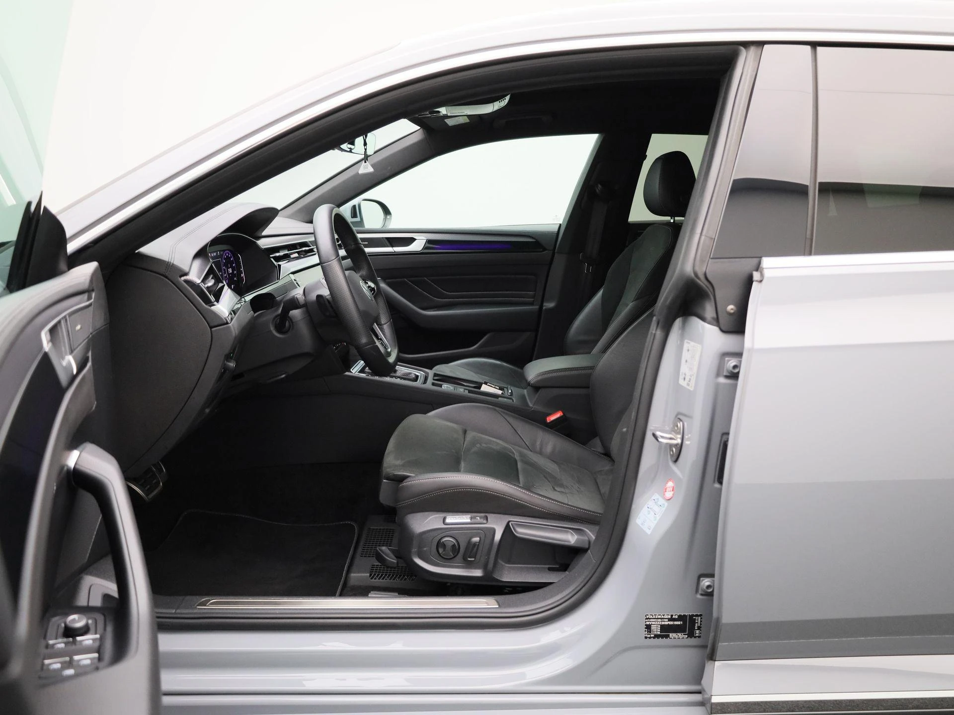 Volkswagen-Arteon-image-8